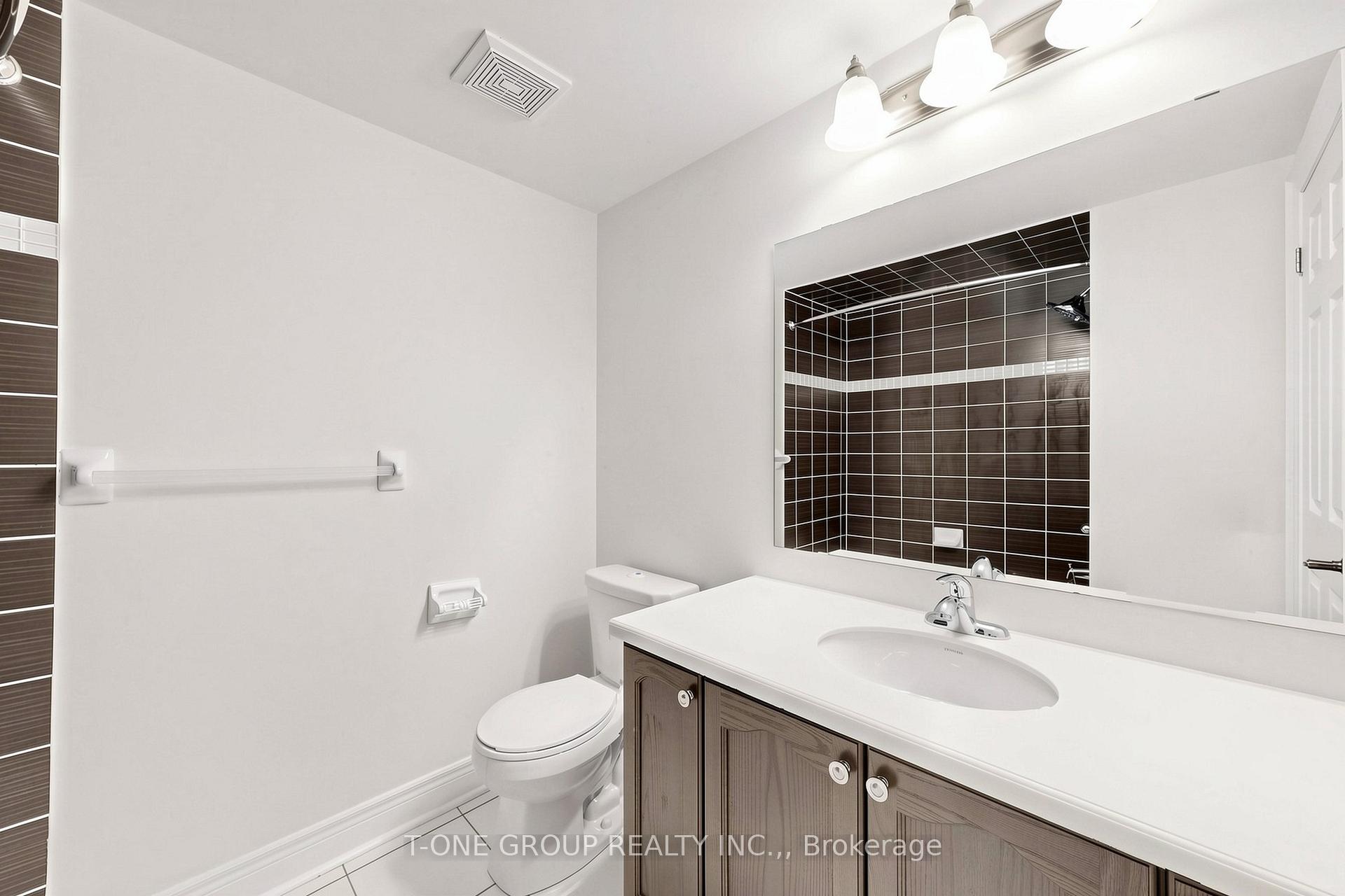 Photo 24 of 51 Lord Durham Road, Markham, Unionville — HOMEH