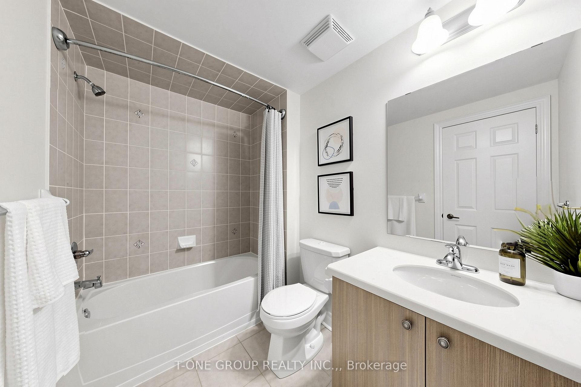 Photo 37 of 51 Lord Durham Road, Markham, Unionville — HOMEH