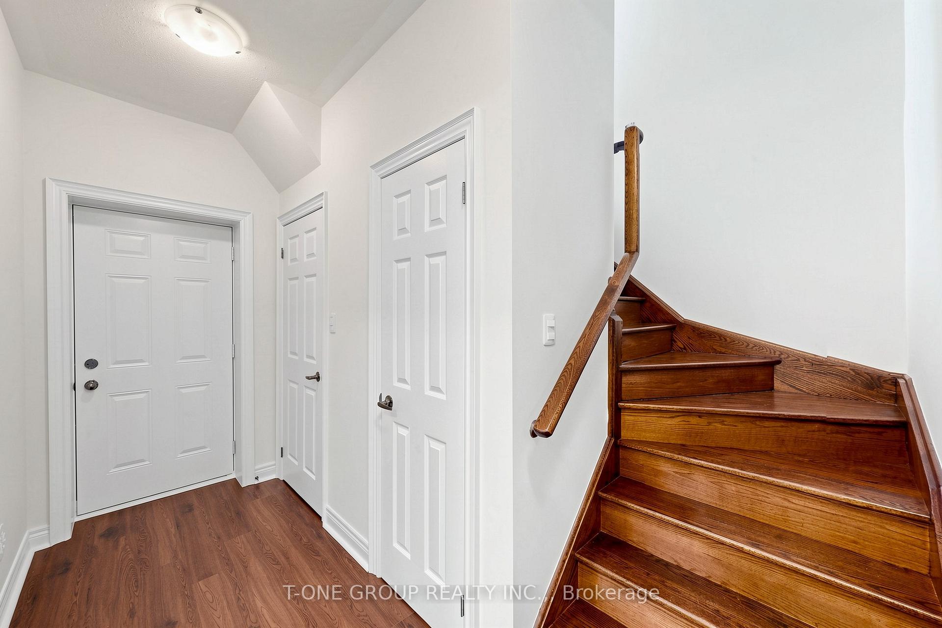 Photo 39 of 51 Lord Durham Road, Markham, Unionville — HOMEH