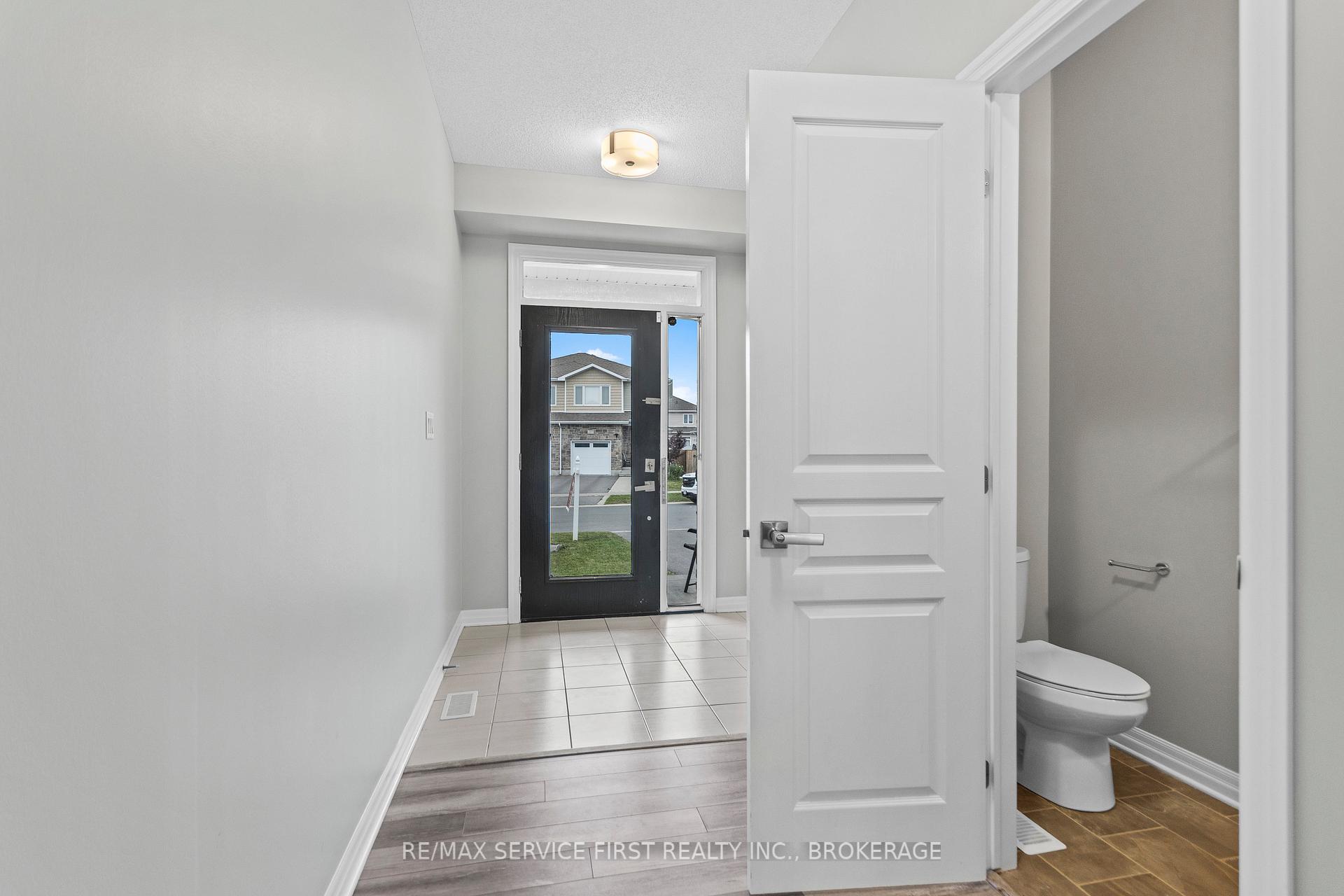 Photo 5 of 1373 Tremont Drive, Kingston, City Northwest — HOMEH