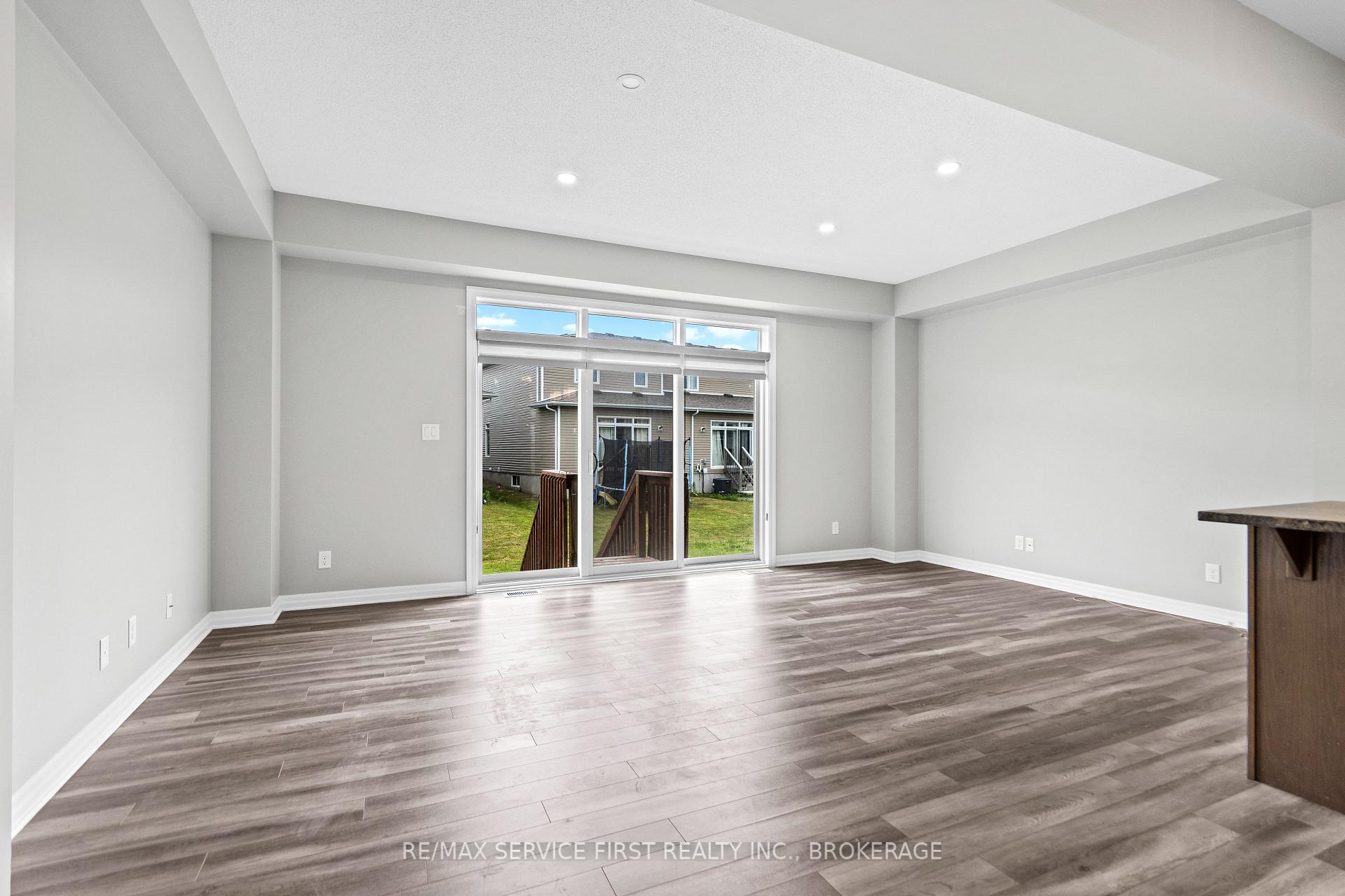 Photo 7 of 1373 Tremont Drive, Kingston, City Northwest — HOMEH