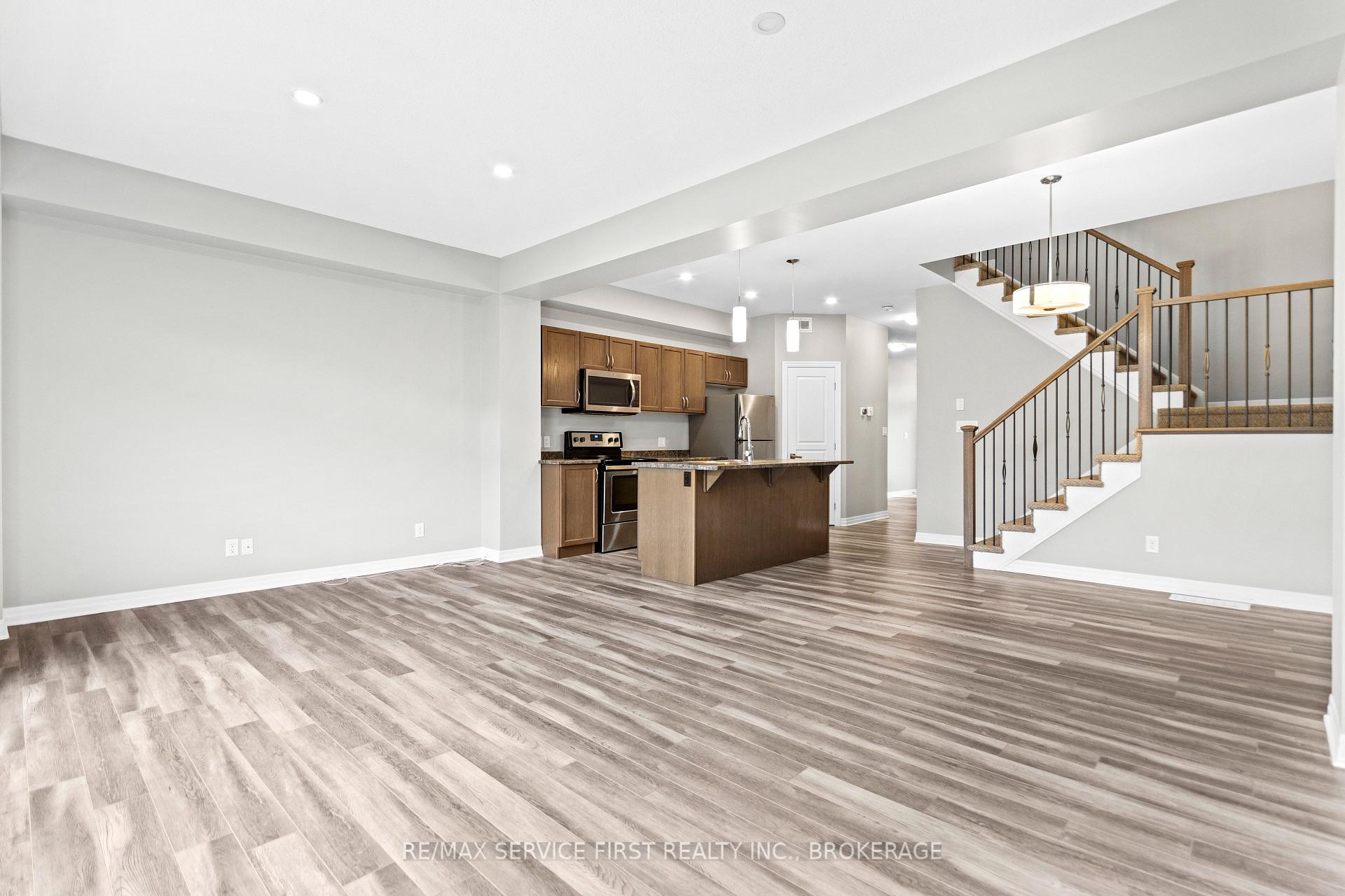 Photo 10 of 1373 Tremont Drive, Kingston, City Northwest — HOMEH