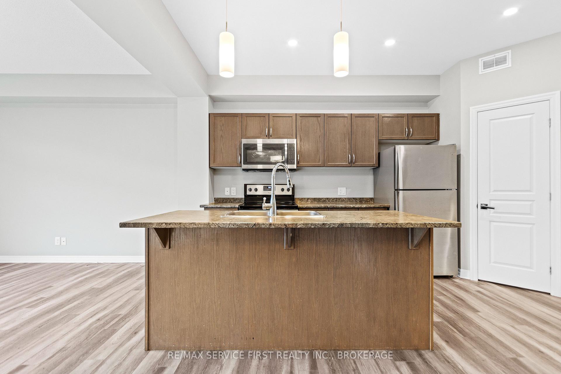 Photo 12 of 1373 Tremont Drive, Kingston, City Northwest — HOMEH