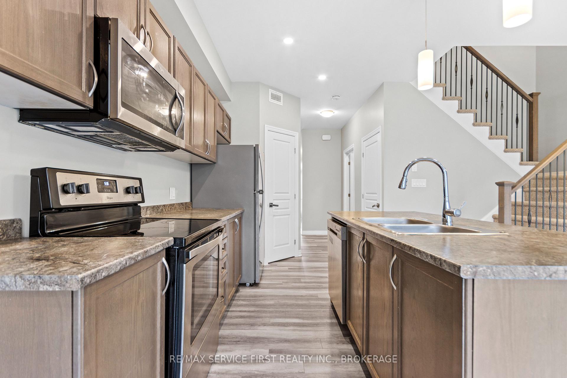 Photo 14 of 1373 Tremont Drive, Kingston, City Northwest — HOMEH