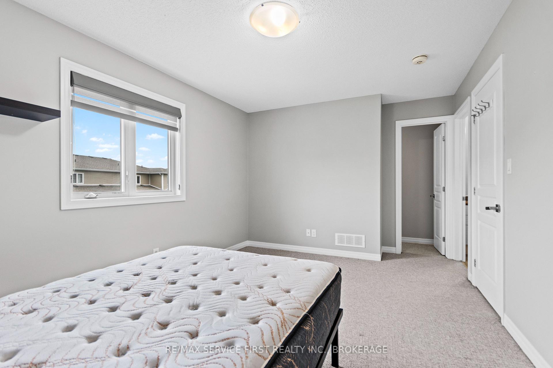 Photo 18 of 1373 Tremont Drive, Kingston, City Northwest — HOMEH