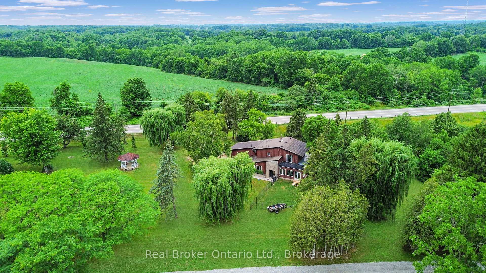 Photo 41 of 138 Cockshutt Road, Brantford — HOMEH