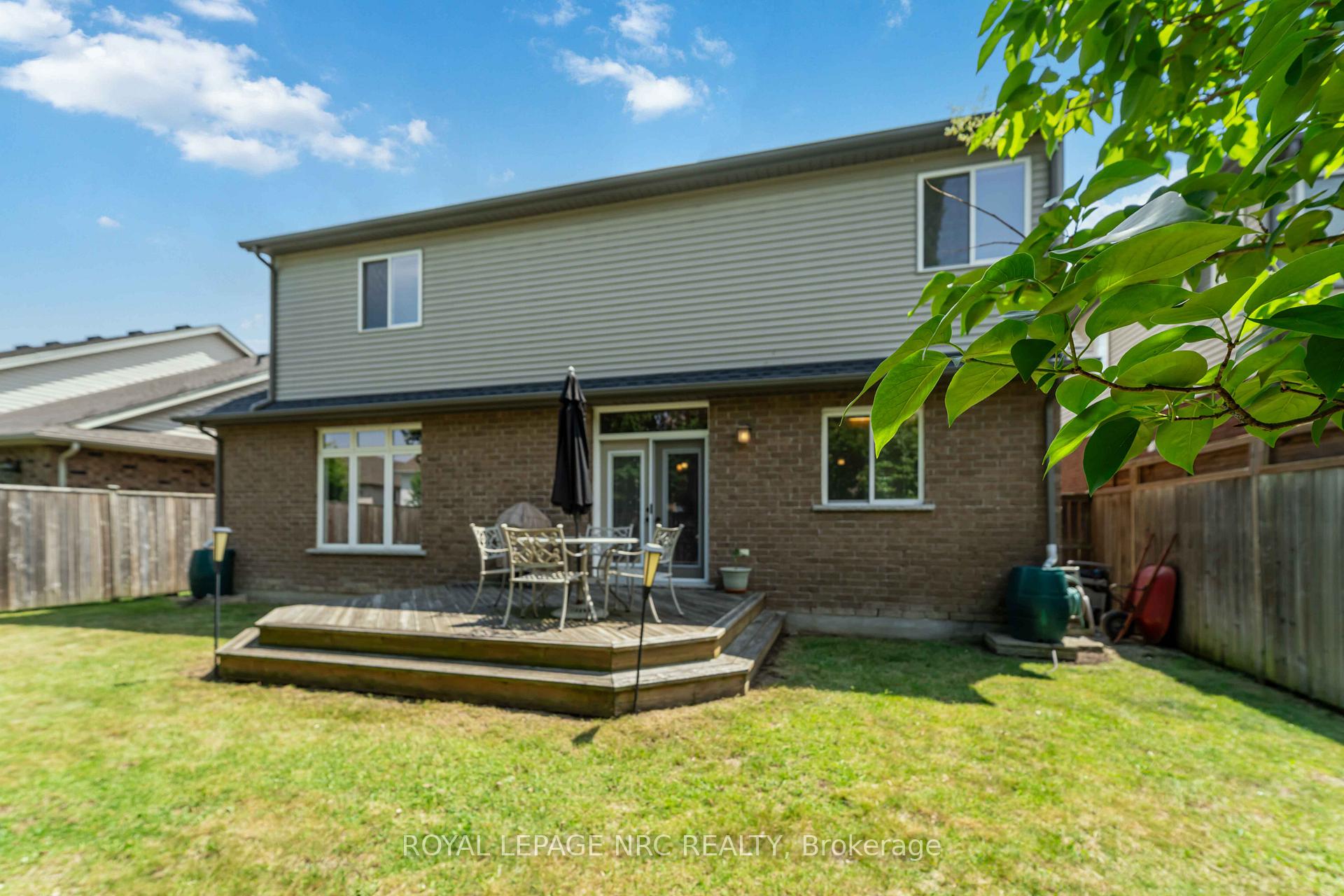 Photo 45 of 378 Pelham Road, St. Catharines, Rykert/Vansickle — HOMEH