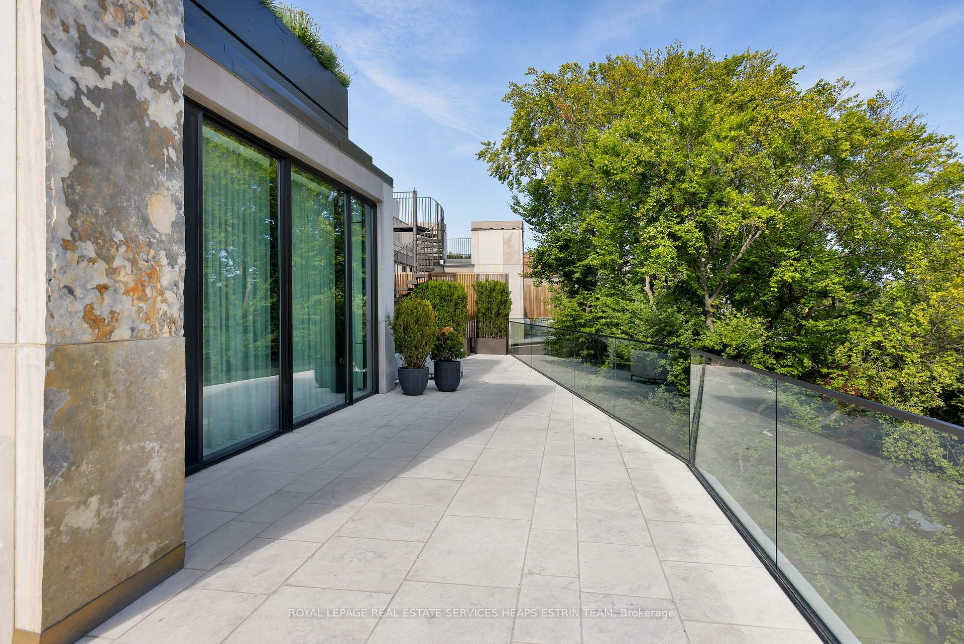 Photo 21 of Unit PH1, 7 Dale Avenue, Toronto, Rosedale-Moore Park — HOMEH