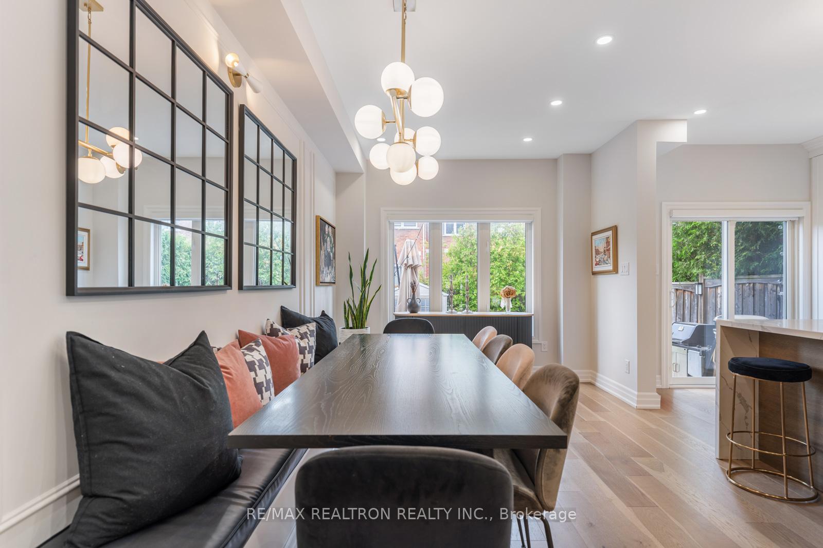 Photo 14 of 114 Mahogany Forest Drive, Vaughan, Patterson — HOMEH
