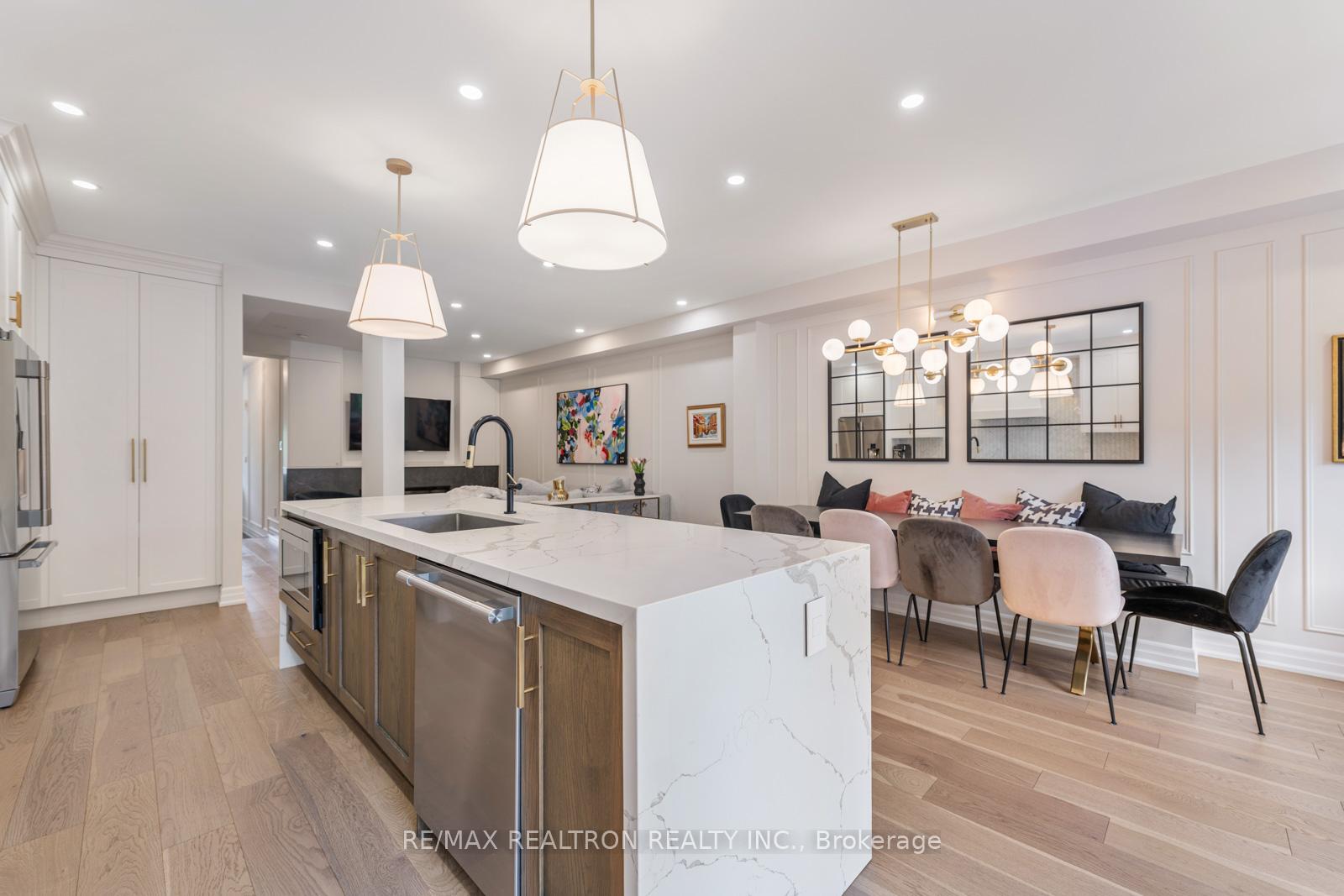 Photo 20 of 114 Mahogany Forest Drive, Vaughan, Patterson — HOMEH