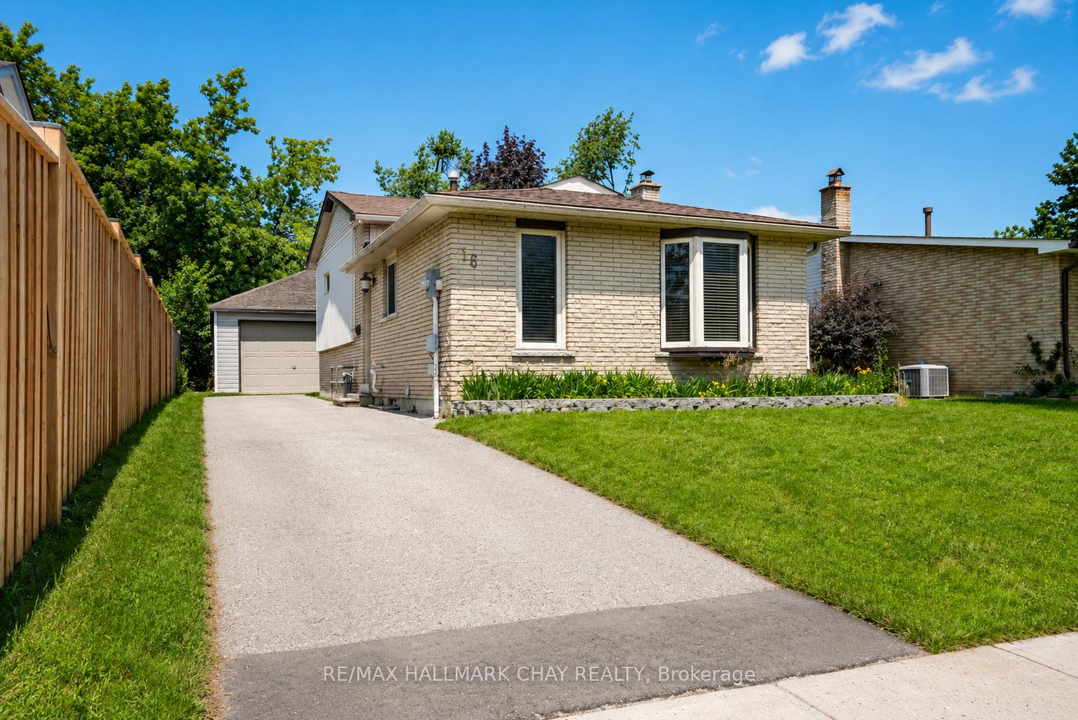 Photo of 16 Austen Lane