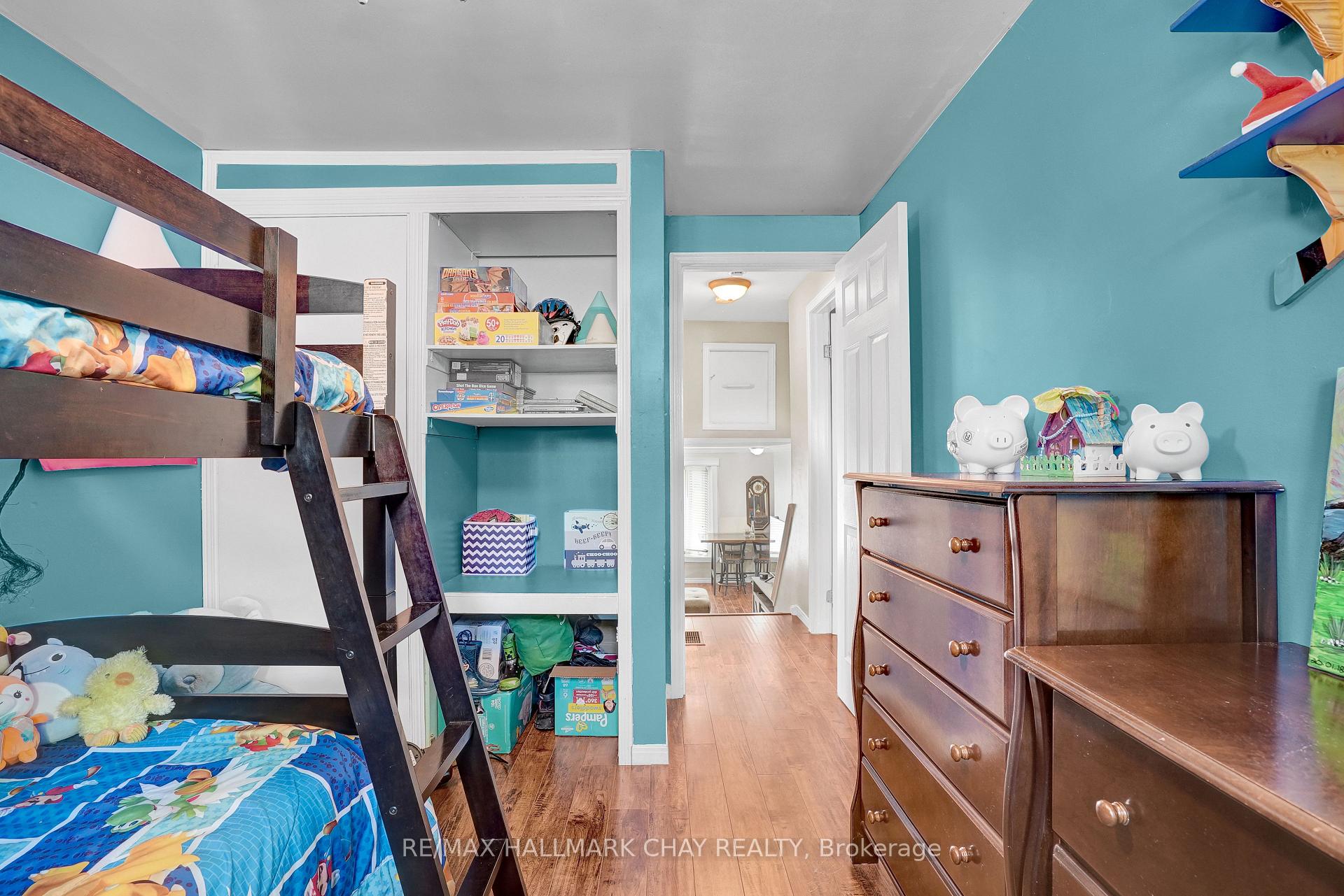 Photo 15 of 16 Austen Lane, Barrie, Letitia Heights — HOMEH