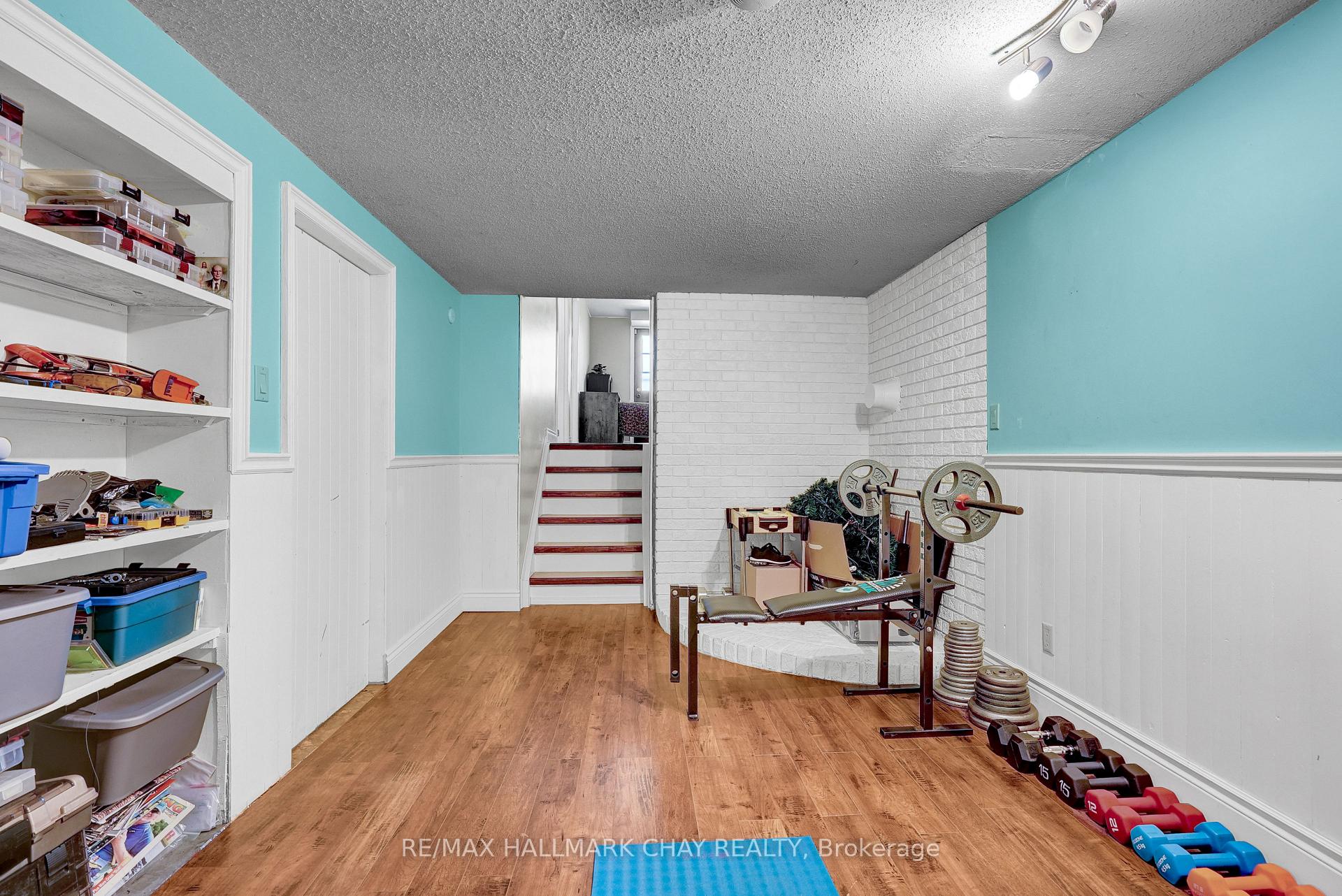 Photo 21 of 16 Austen Lane, Barrie, Letitia Heights — HOMEH