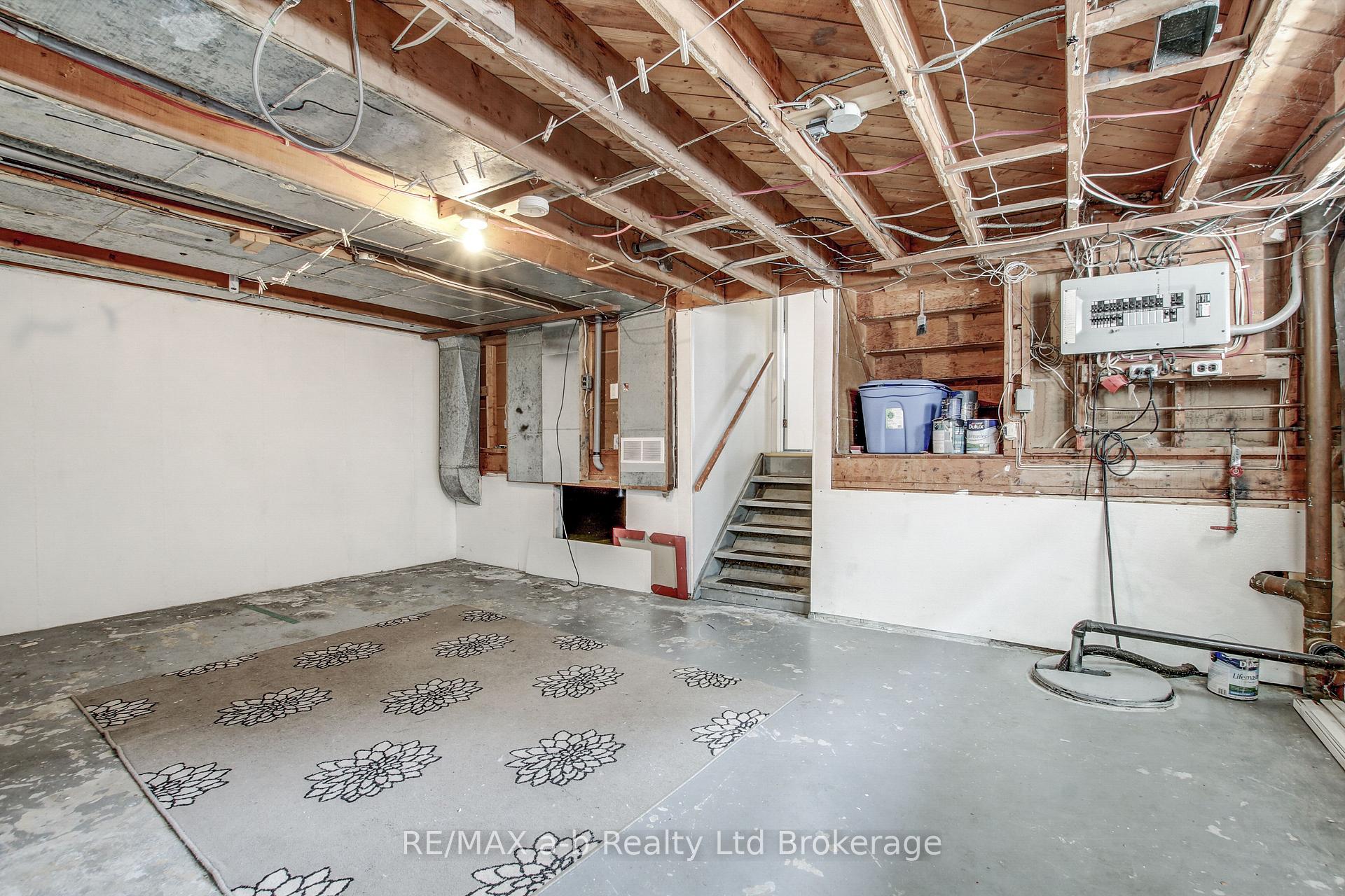 Photo 23 of 1292 Sorrel Road, London, East E — HOMEH