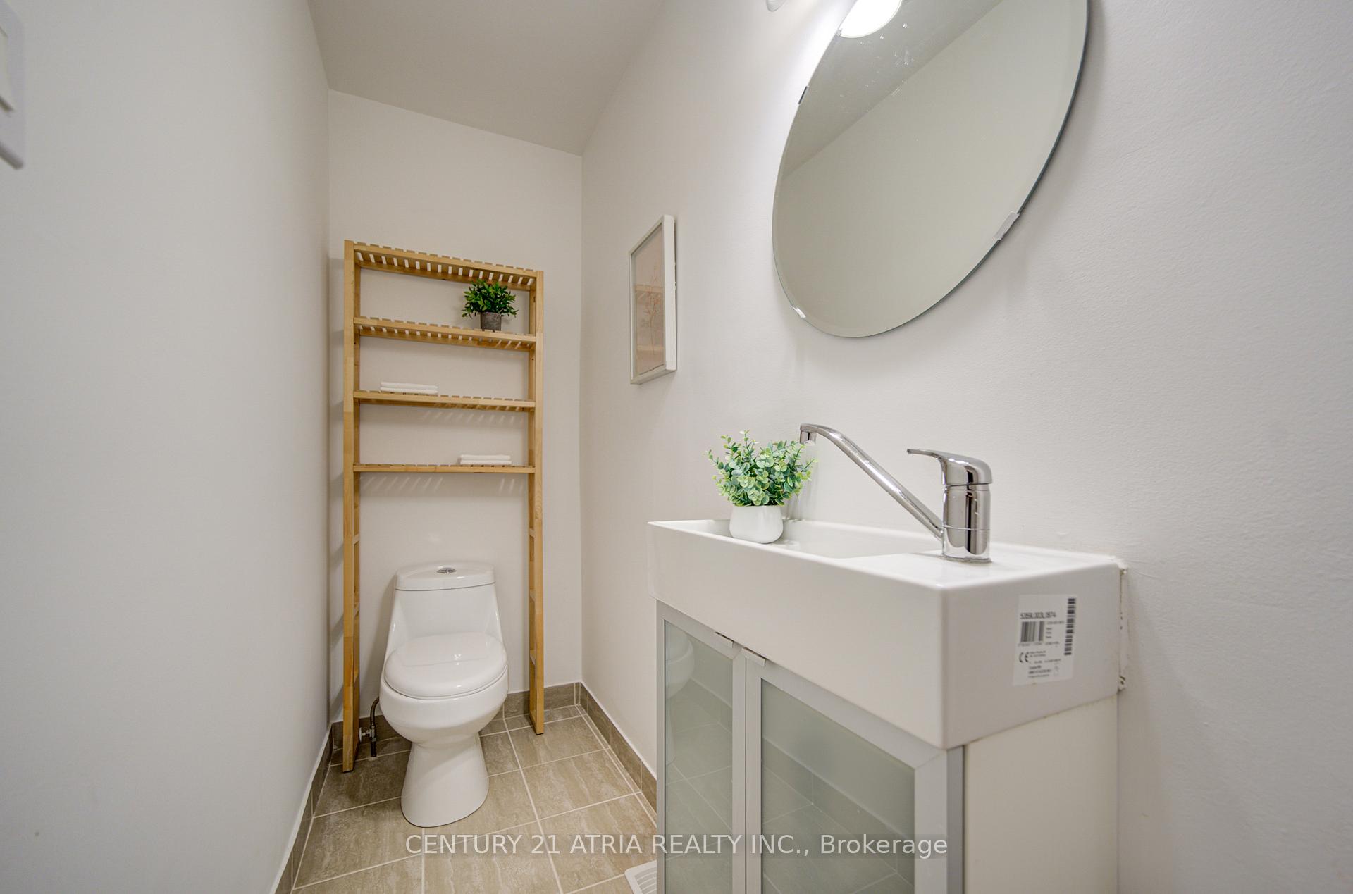 Photo 8 of 4 Sand Fern Way, Toronto, Roncesvalles — HOMEH