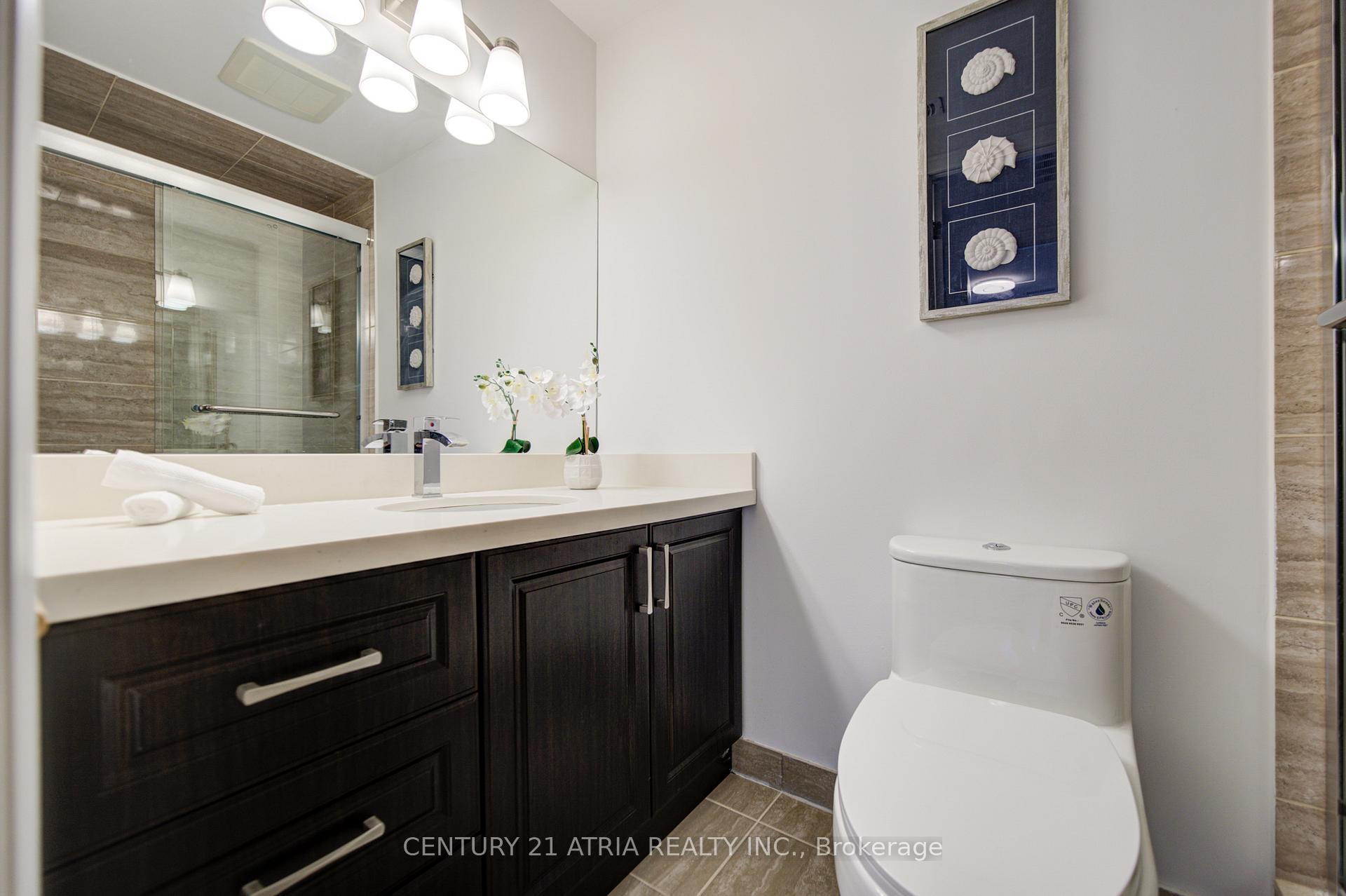 Photo 11 of 4 Sand Fern Way, Toronto, Roncesvalles — HOMEH