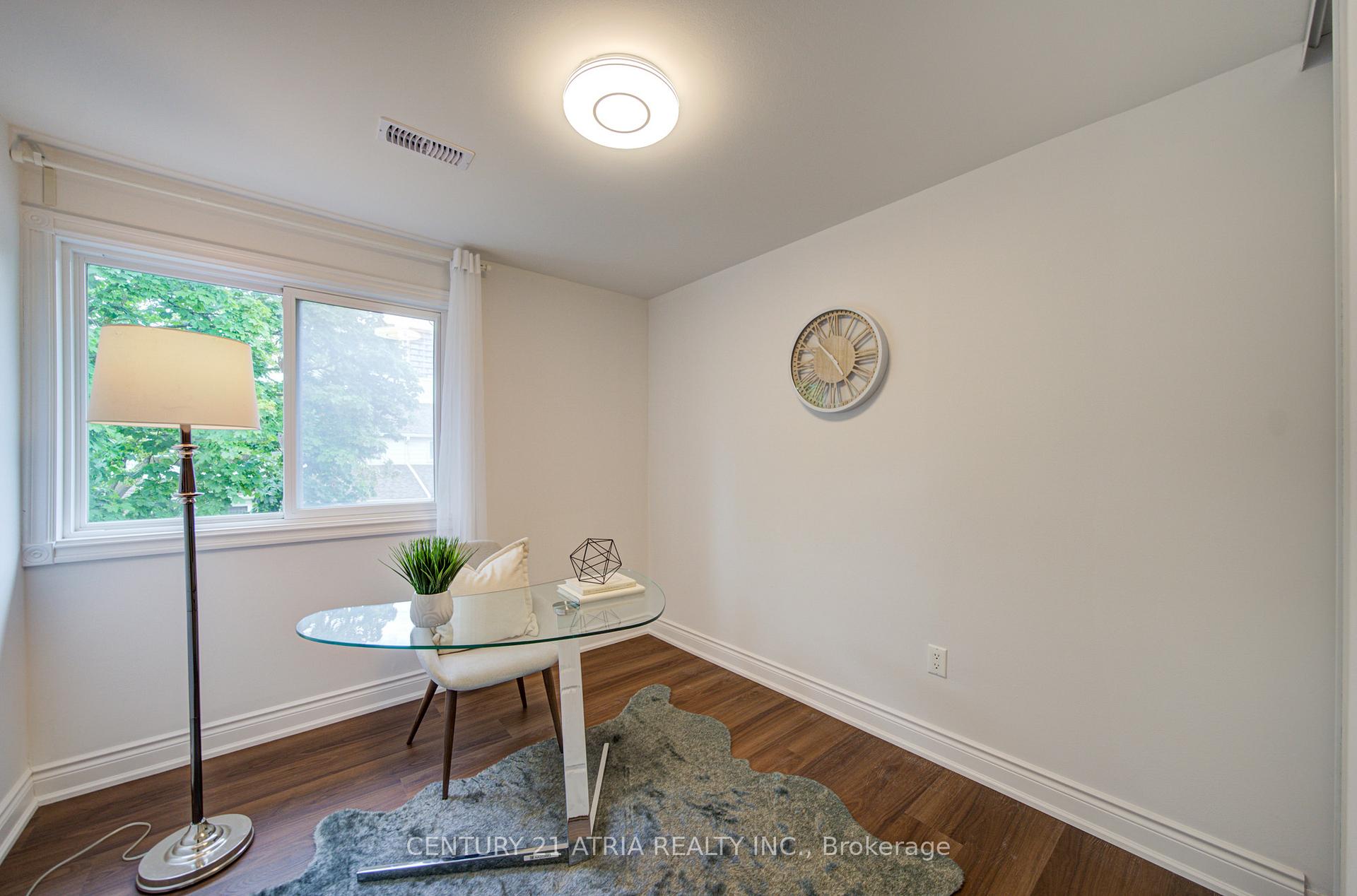 Photo 13 of 4 Sand Fern Way, Toronto, Roncesvalles — HOMEH