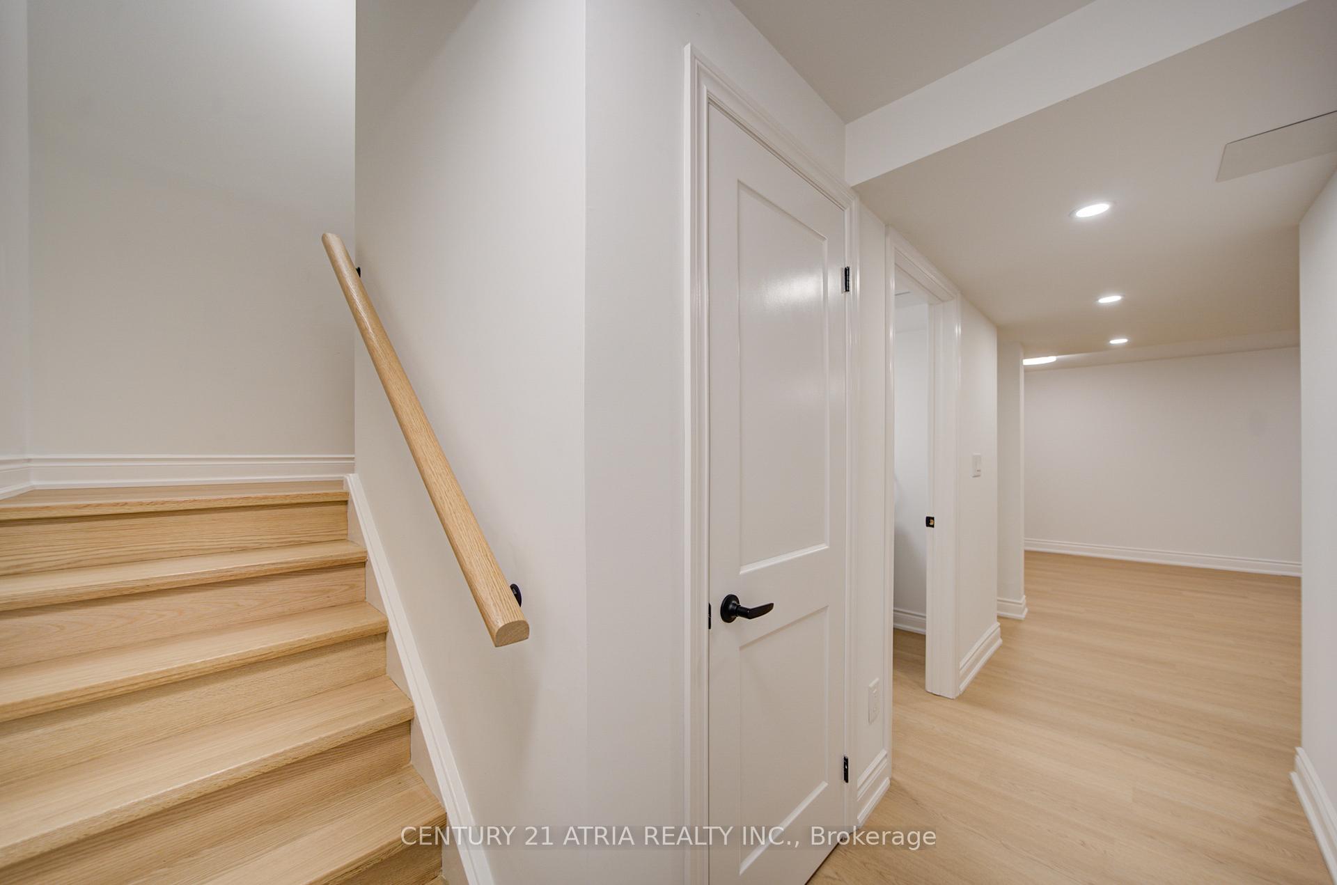 Photo 16 of 4 Sand Fern Way, Toronto, Roncesvalles — HOMEH
