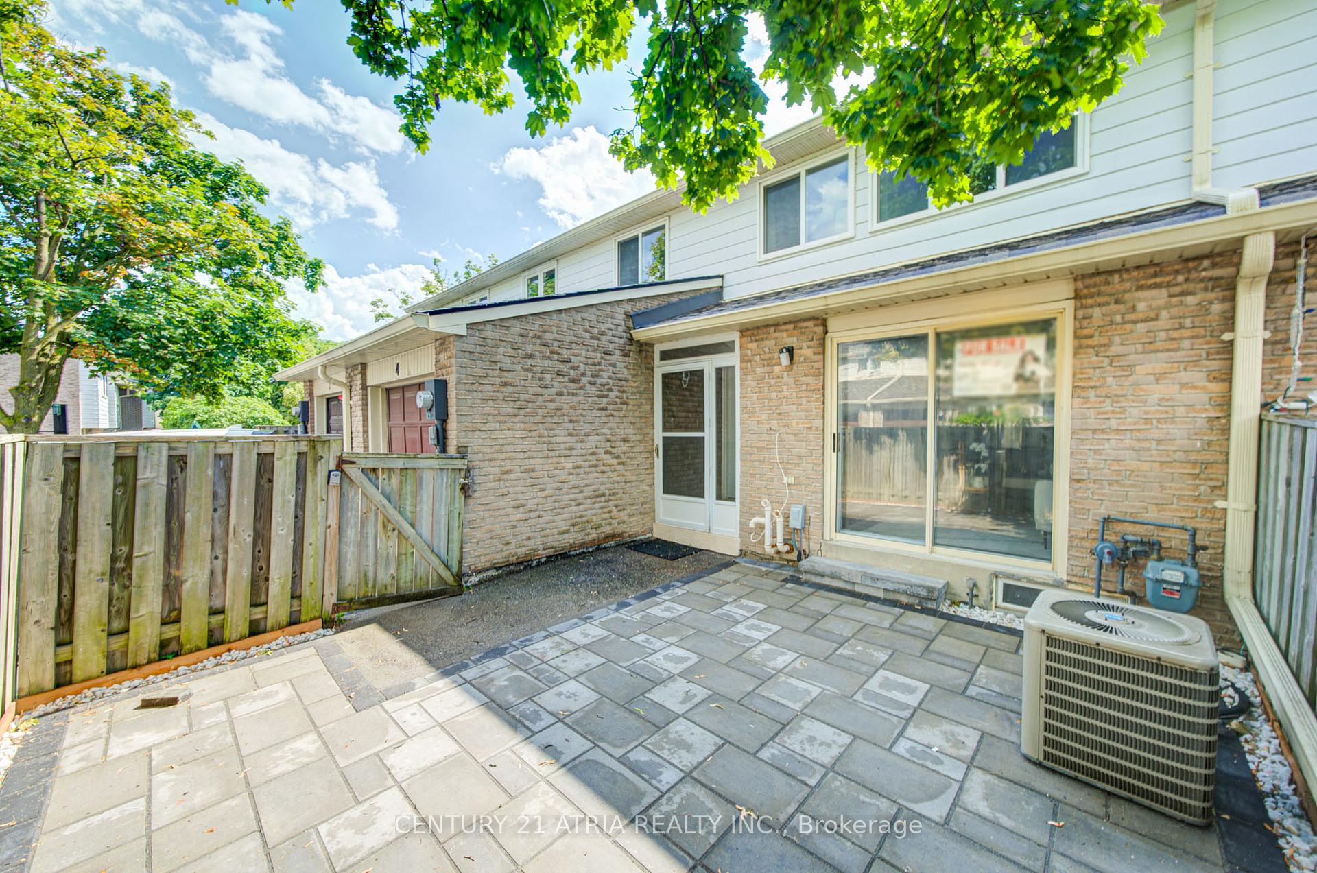 Photo 20 of 4 Sand Fern Way, Toronto, Roncesvalles — HOMEH