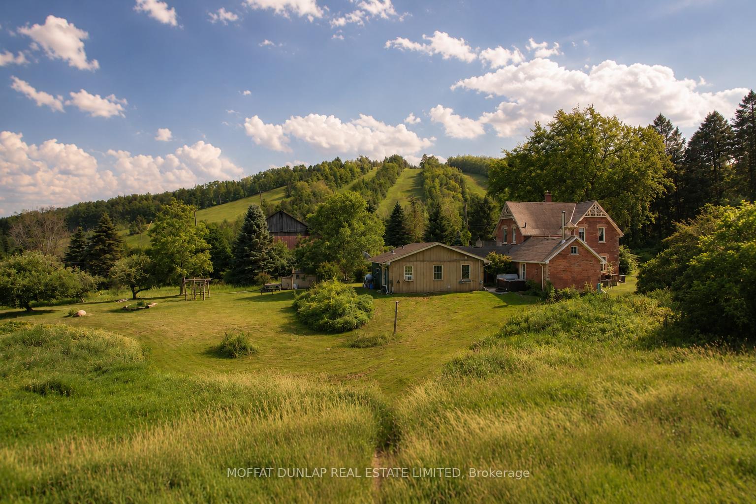 Photo 2 of 648157 17th Side Road, Mulmur, Rural Mulmur — HOMEH