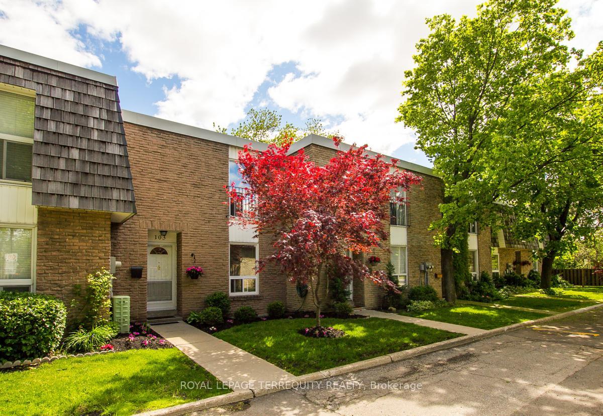 Photo 1 of Unit 103, 701 Burnhamthorpe Road, Etobicoke, Markland Wood — HOMEH