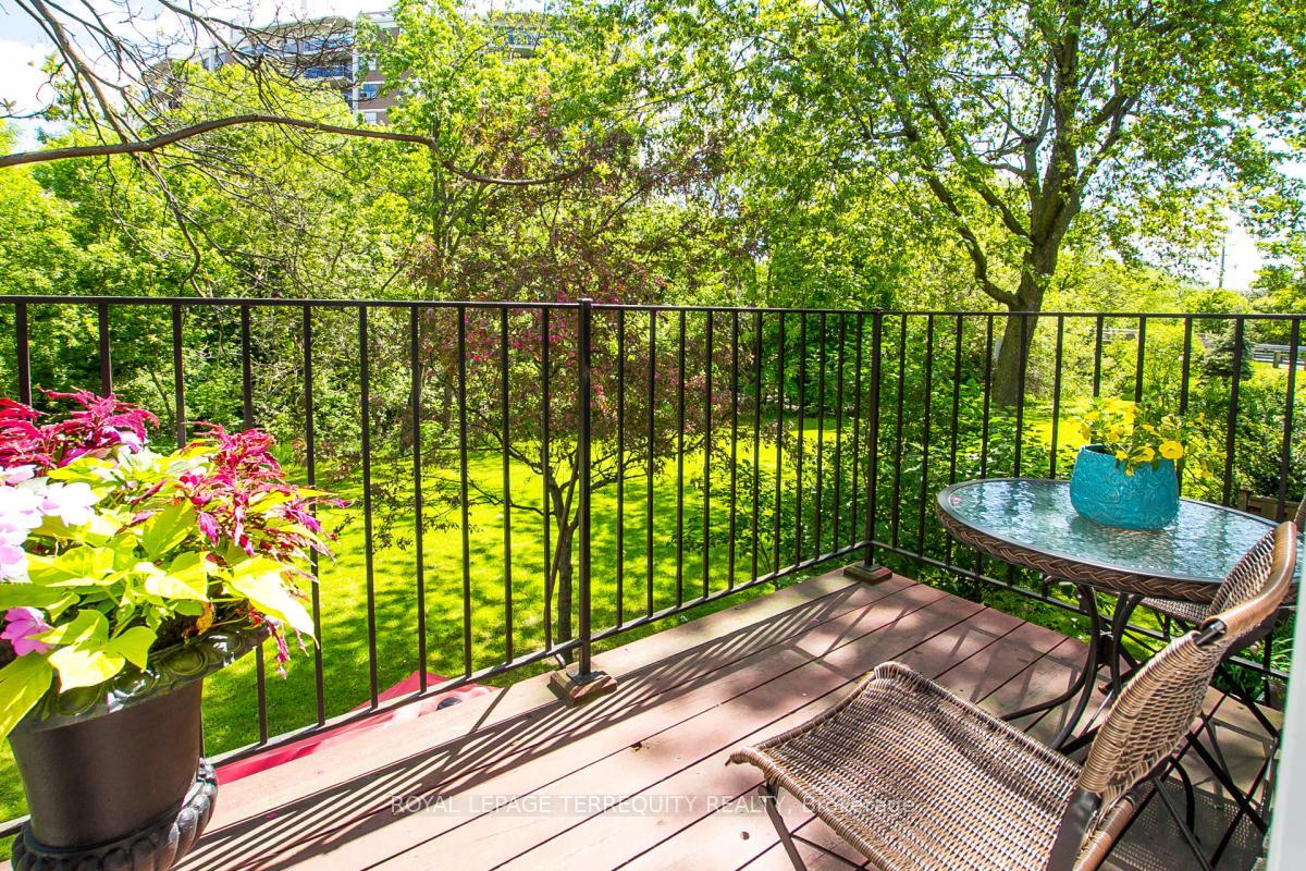 Photo 10 of Unit 103, 701 Burnhamthorpe Road, Etobicoke, Markland Wood — HOMEH
