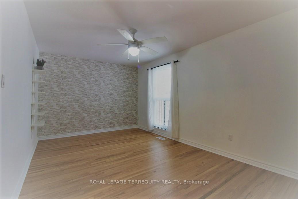 Photo 11 of Unit 103, 701 Burnhamthorpe Road, Etobicoke, Markland Wood — HOMEH