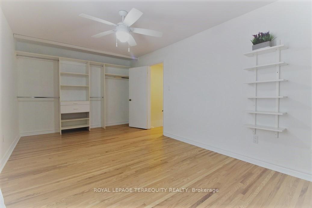 Photo 12 of Unit 103, 701 Burnhamthorpe Road, Etobicoke, Markland Wood — HOMEH