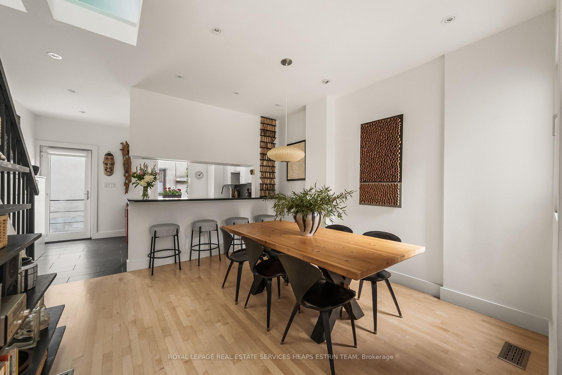 Photo 9 of 6 Sackville Place, Toronto, Cabbagetown-South St. James Town — HOMEH