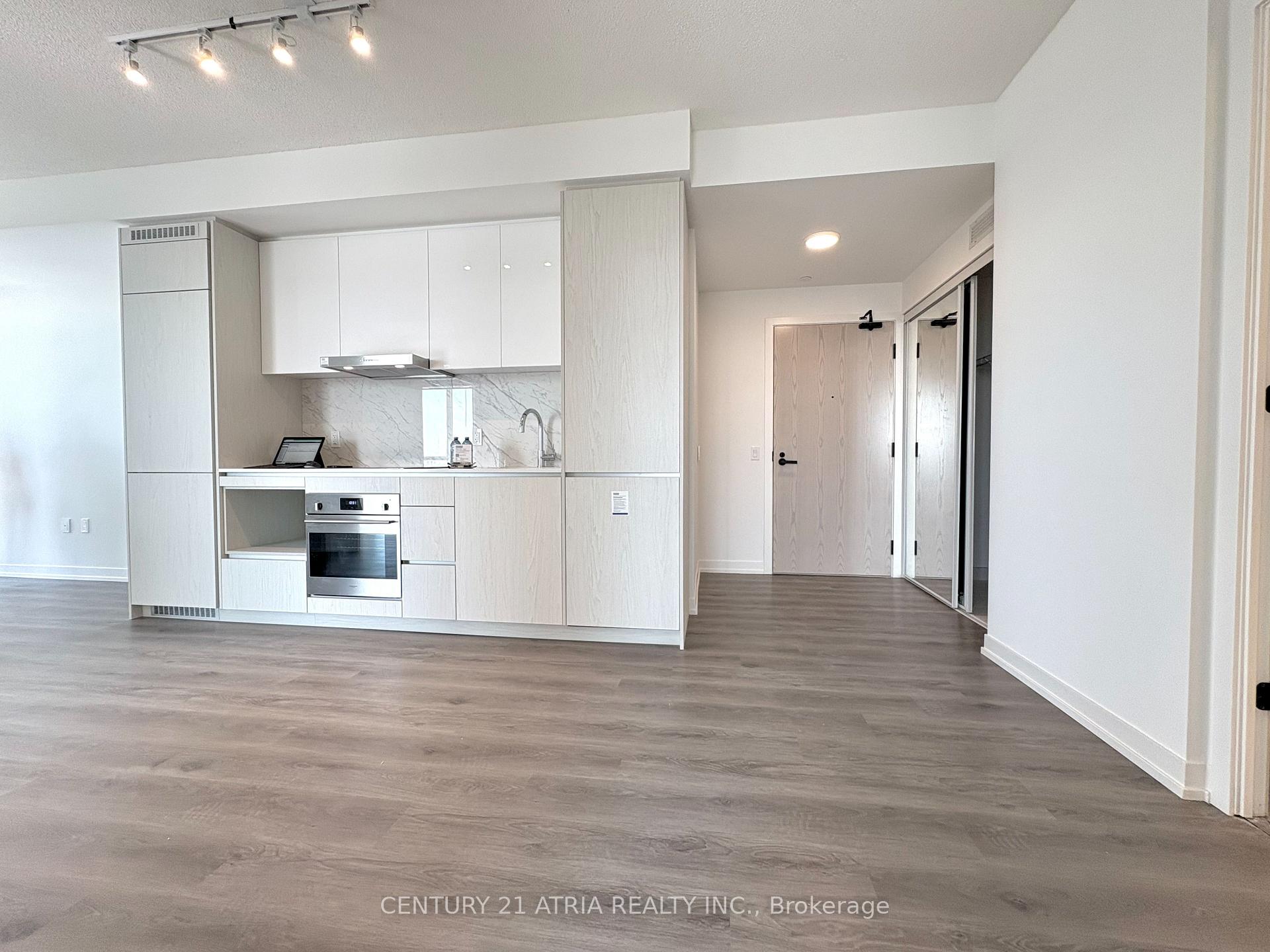 Photo 5 of Unit 2310, 28 Interchange Way, Vaughan, Vaughan Corporate Centre — HOMEH