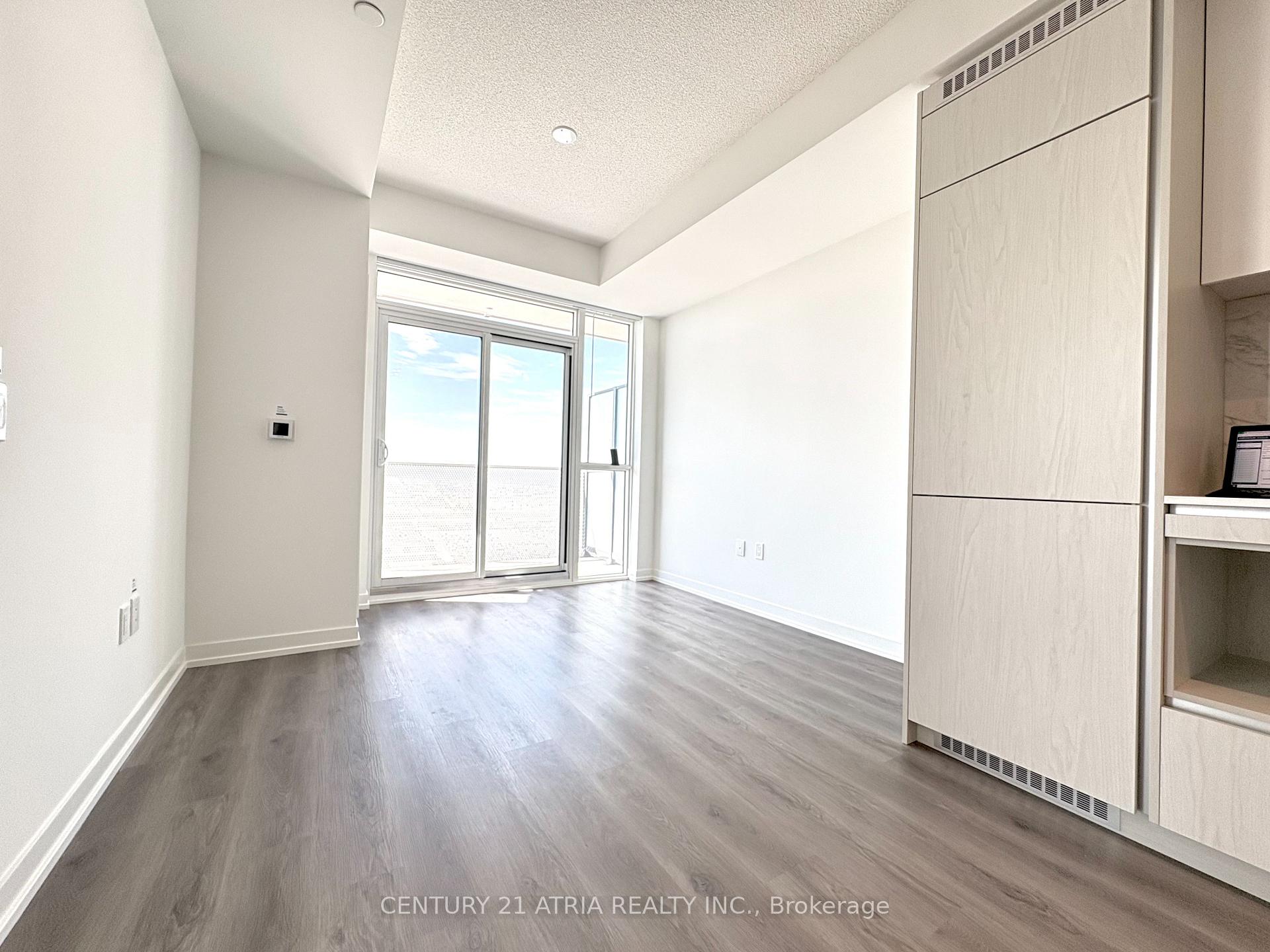 Photo 8 of Unit 2310, 28 Interchange Way, Vaughan, Vaughan Corporate Centre — HOMEH