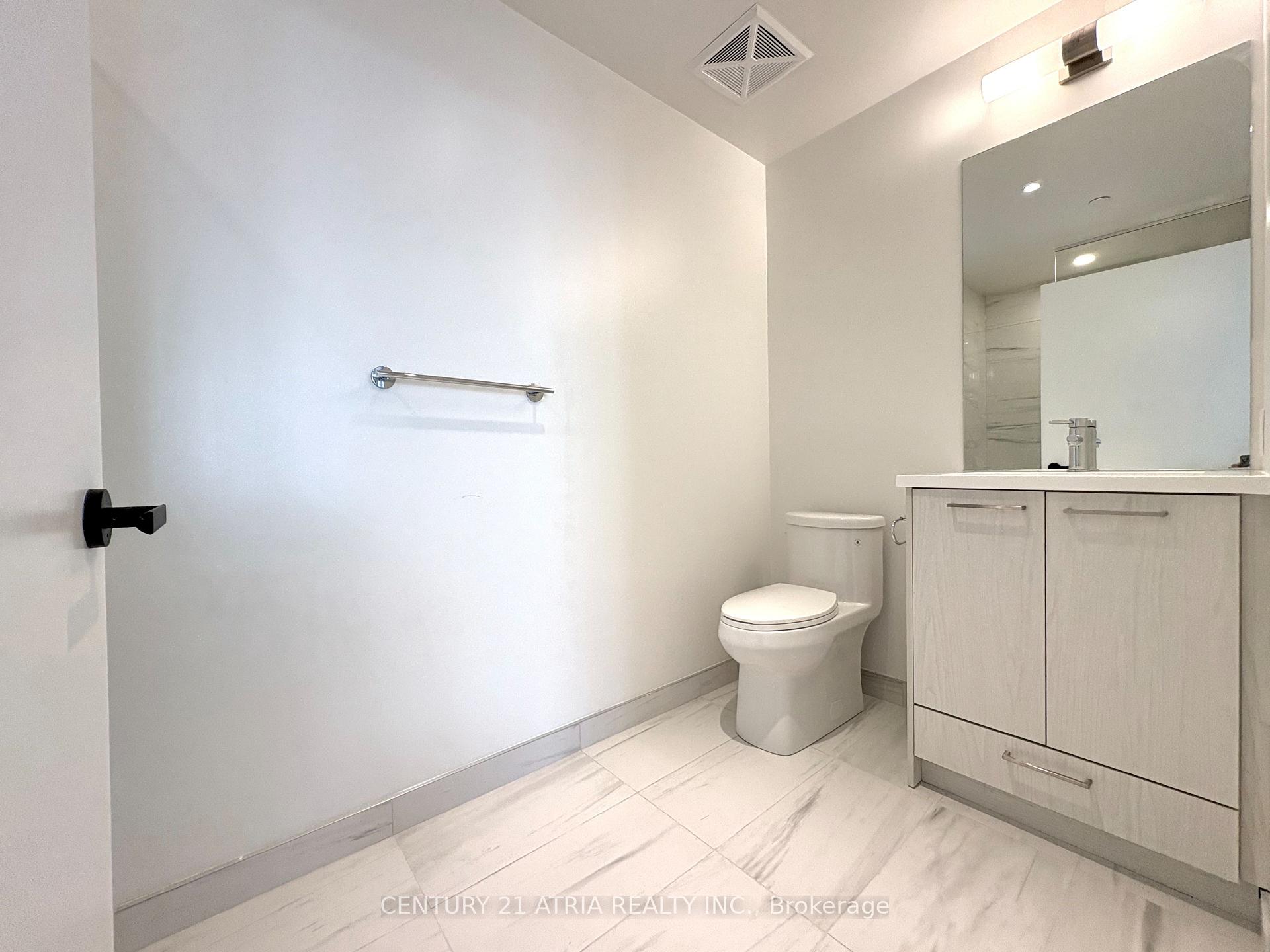 Photo 12 of Unit 2310, 28 Interchange Way, Vaughan, Vaughan Corporate Centre — HOMEH