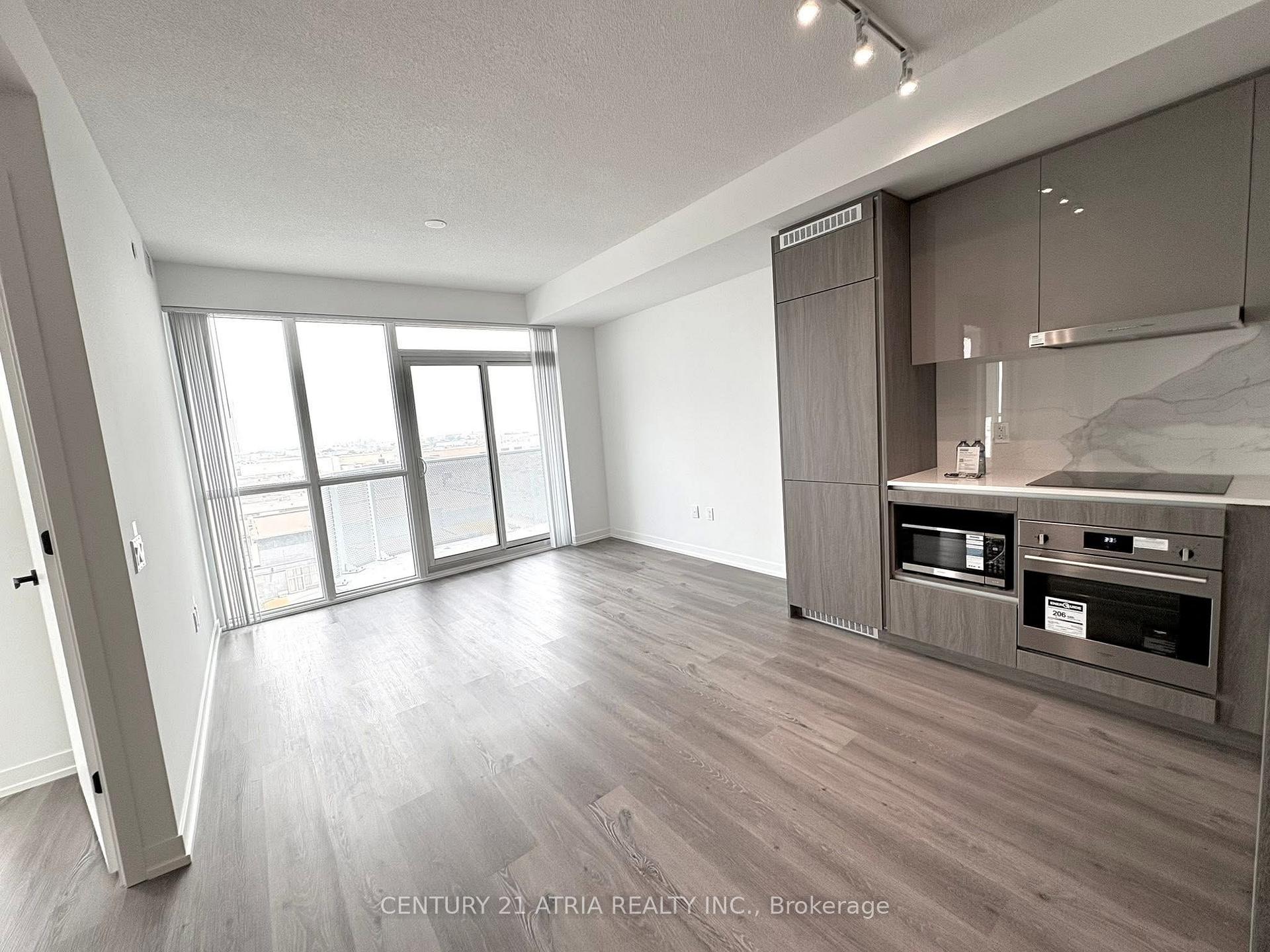 Photo 3 of Unit 805, 28 Interchange Way, Vaughan, Vaughan Corporate Centre — HOMEH