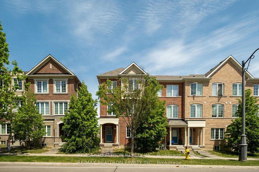 Photo 38 of 37 Torah Gate, Vaughan, Patterson — HOMEH