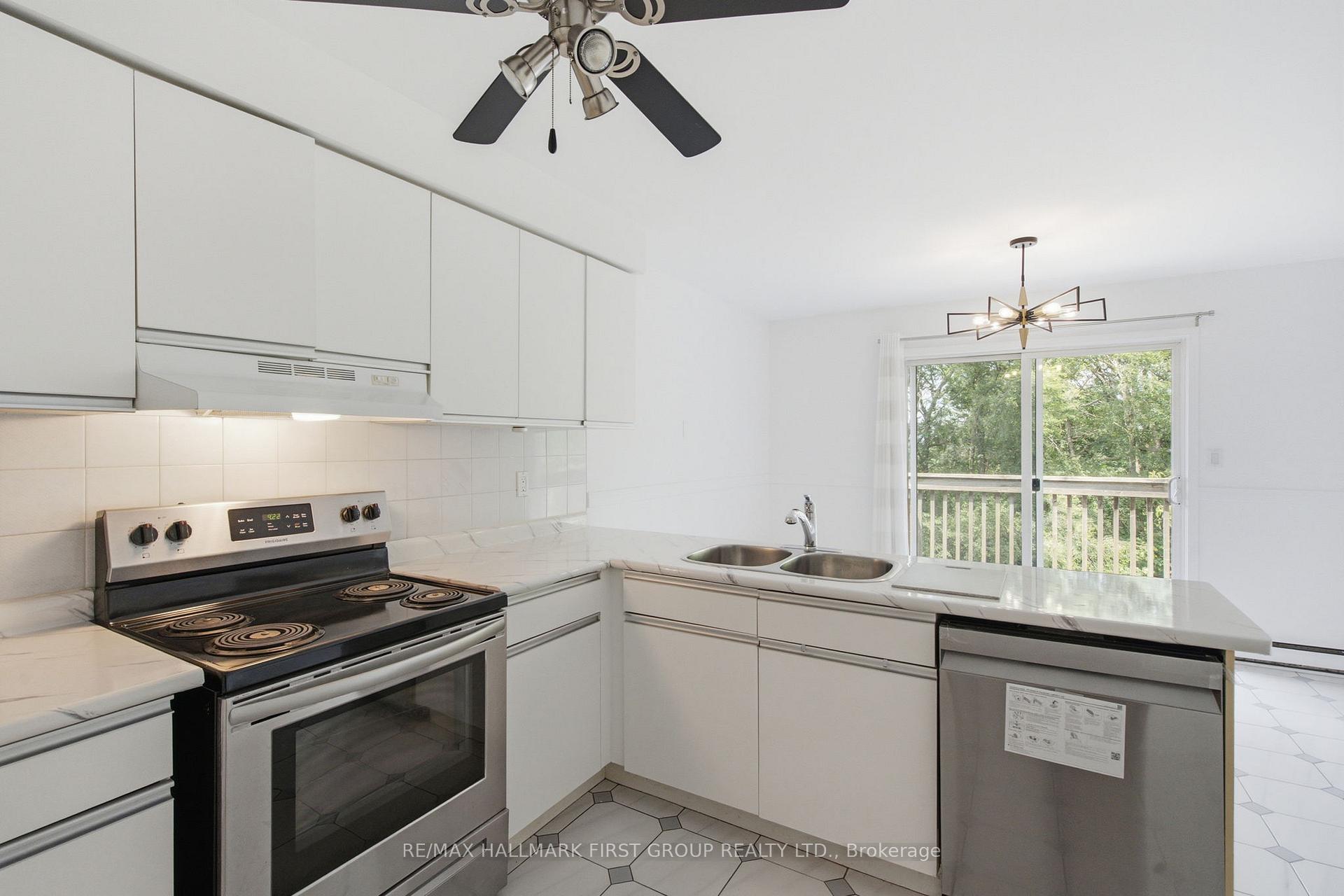 Photo 9 of 314 Hillside Avenue, Oshawa, Vanier — HOMEH