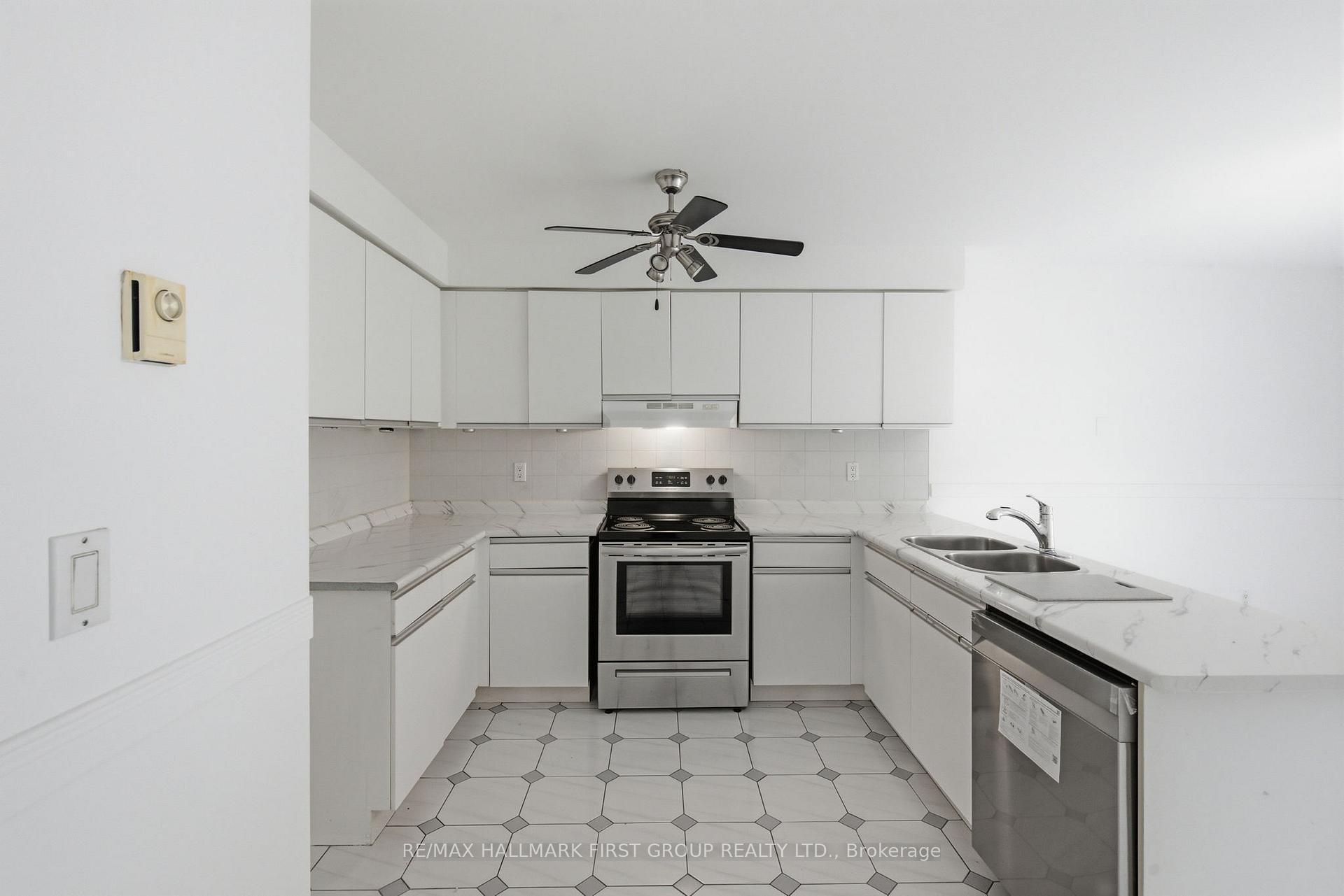 Photo 10 of 314 Hillside Avenue, Oshawa, Vanier — HOMEH