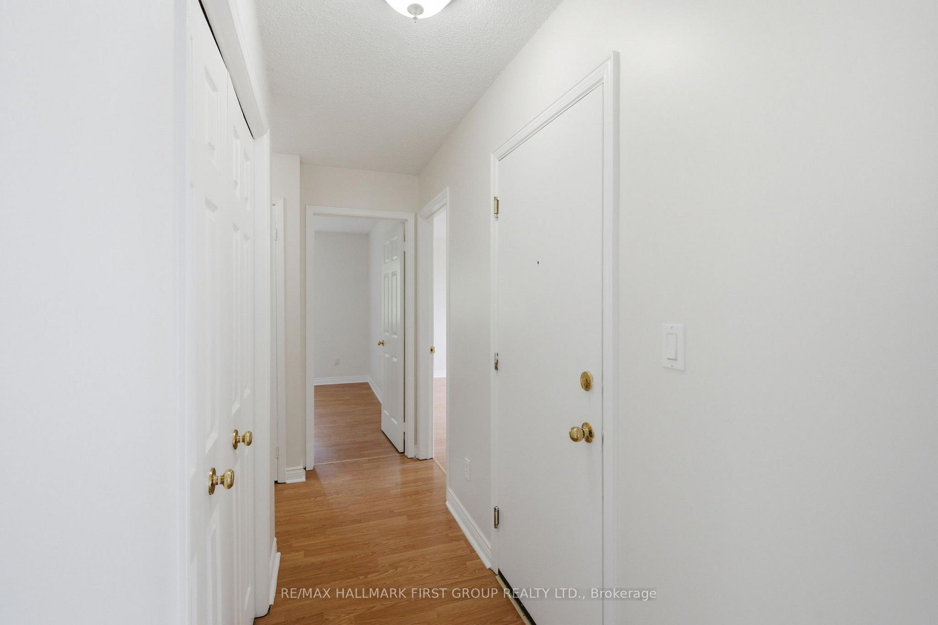 Photo 14 of 314 Hillside Avenue, Oshawa, Vanier — HOMEH