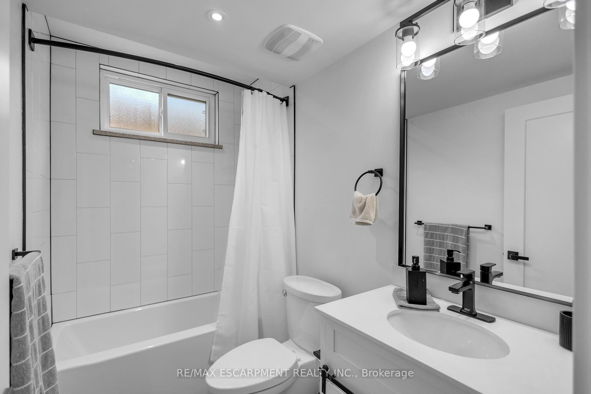 Photo 27 of 253 Fernwood Crescent, Hamilton, Hampton Heights — HOMEH