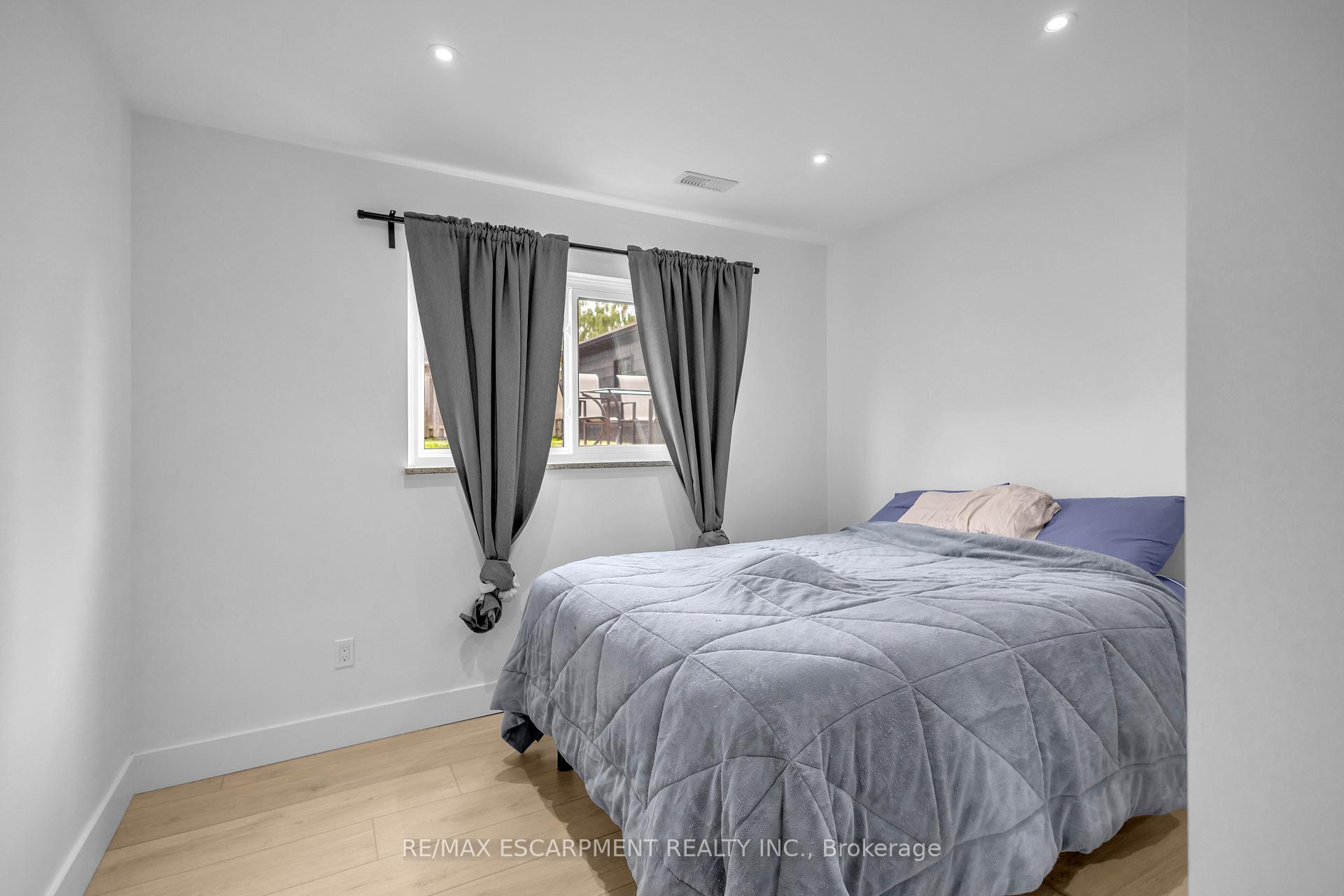 Photo 28 of 253 Fernwood Crescent, Hamilton, Hampton Heights — HOMEH