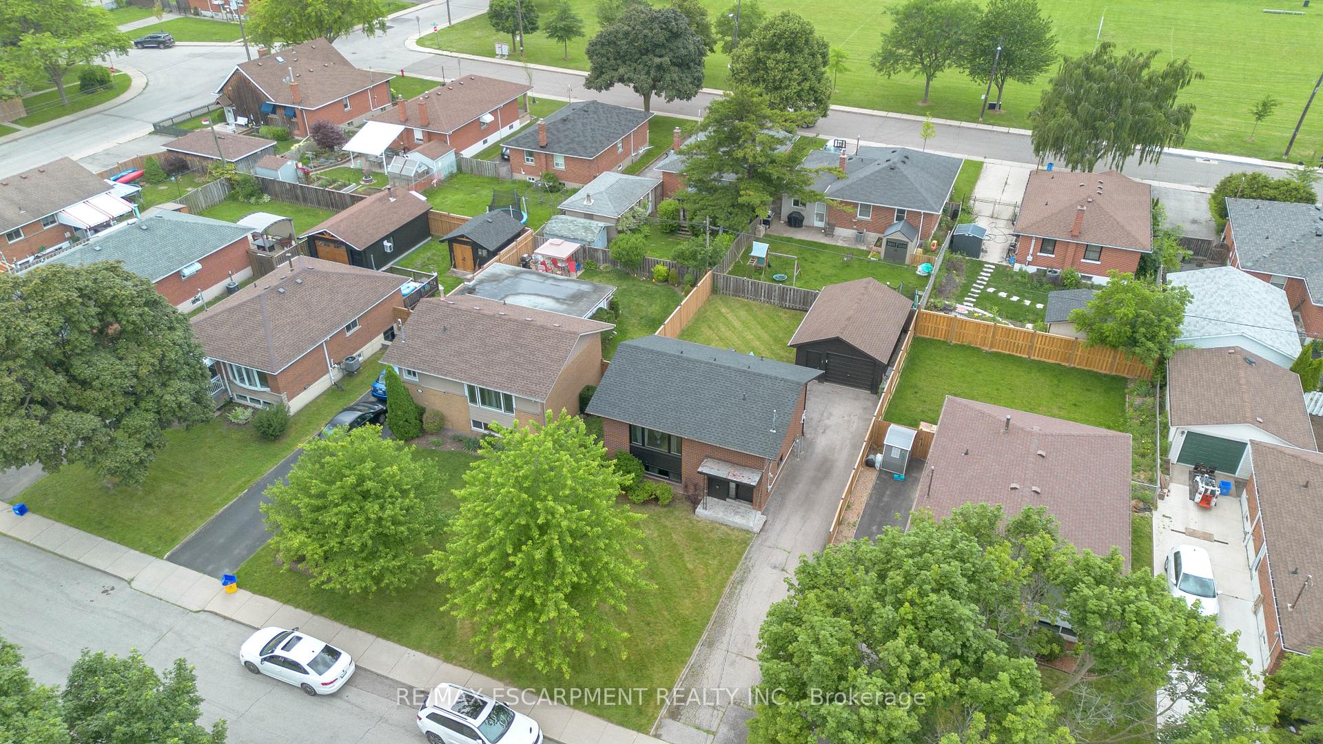 Photo 38 of 253 Fernwood Crescent, Hamilton, Hampton Heights — HOMEH
