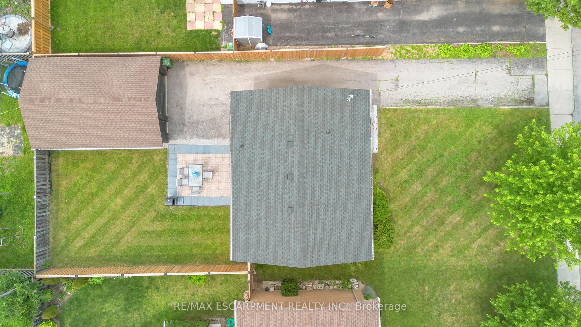 Photo 43 of 253 Fernwood Crescent, Hamilton, Hampton Heights — HOMEH