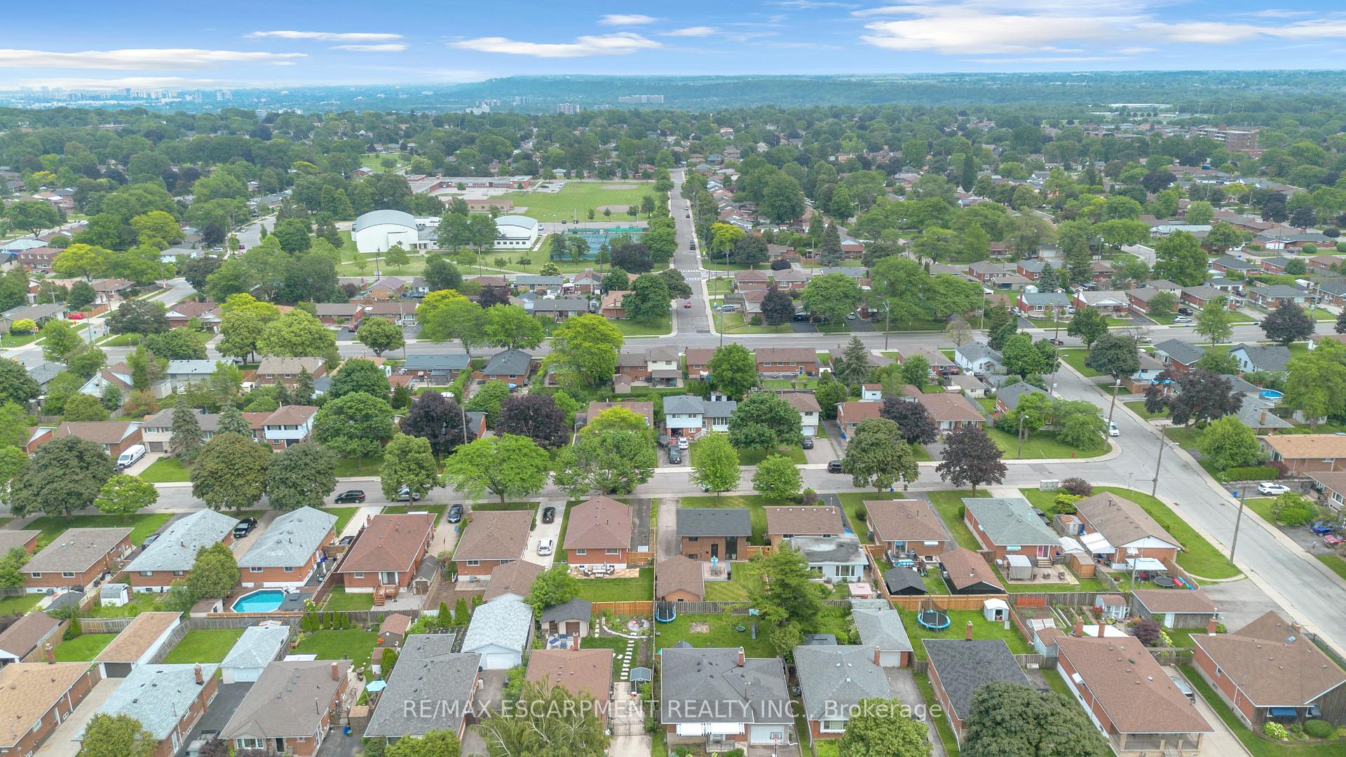 Photo 46 of 253 Fernwood Crescent, Hamilton, Hampton Heights — HOMEH