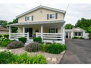 Front of 87 Lakeport Road N