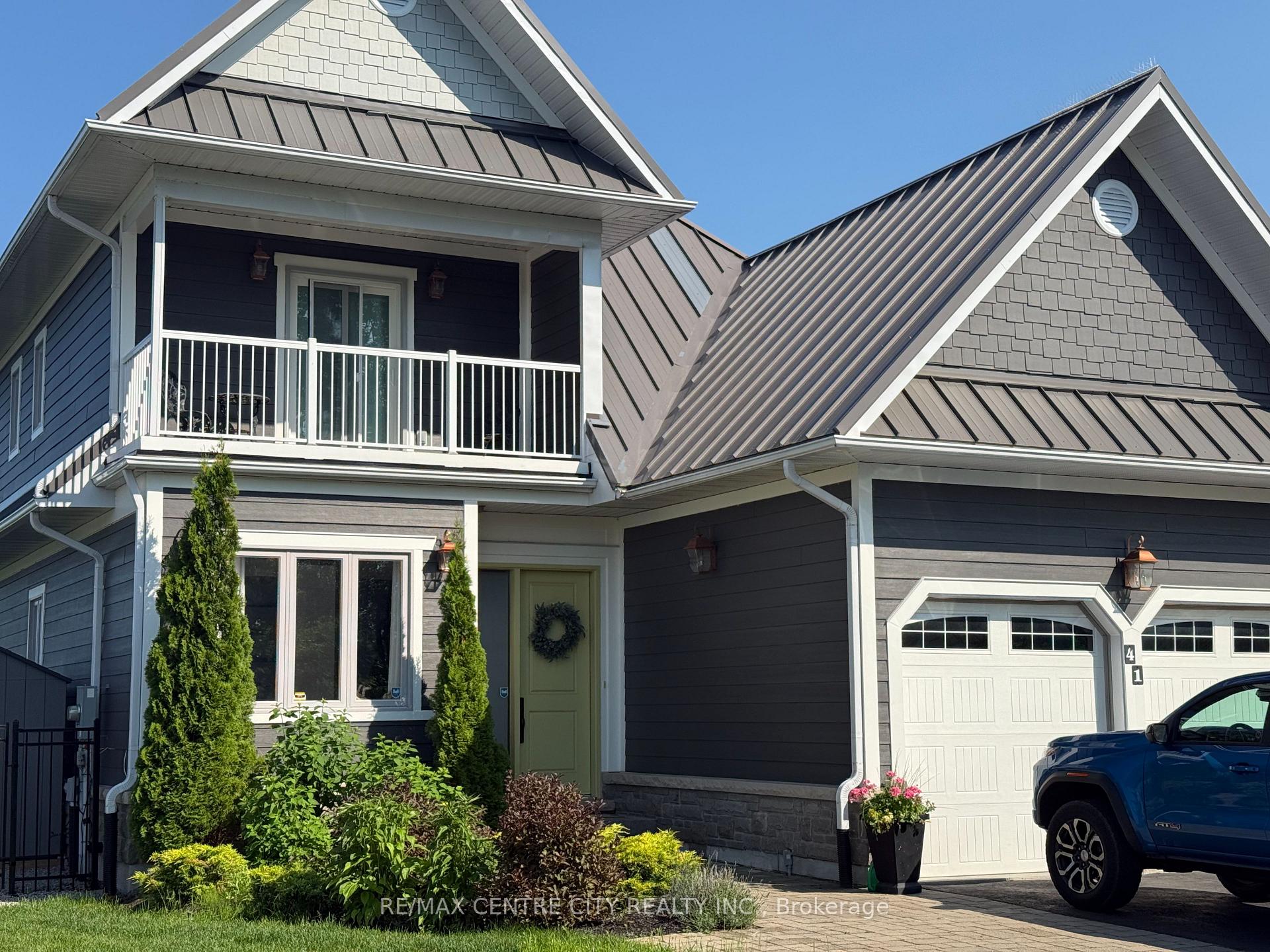 Photo 1 of 41 Dock Lane, Tay, Port McNicoll — HOMEH