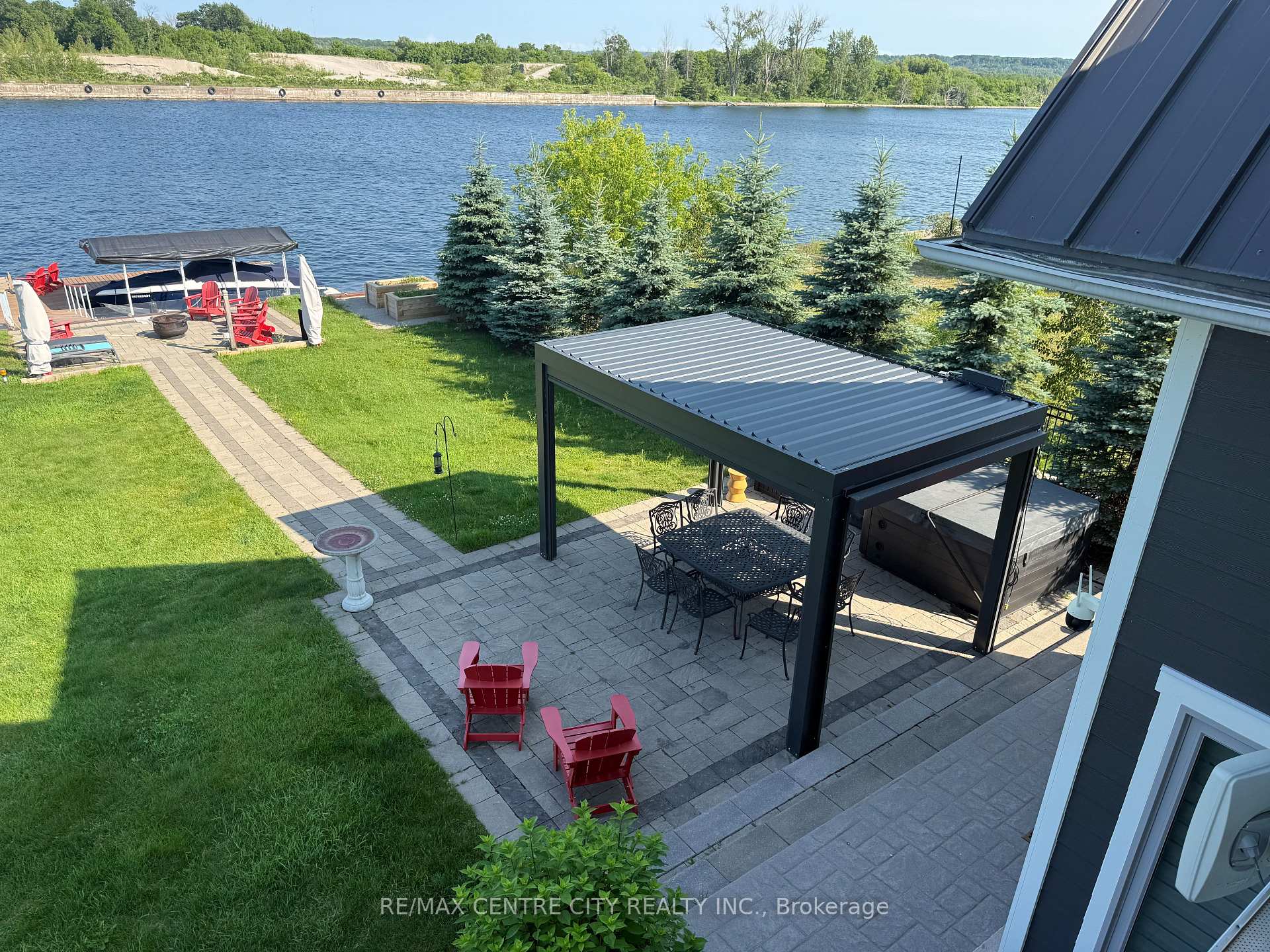 Photo 25 of 41 Dock Lane, Tay, Port McNicoll — HOMEH