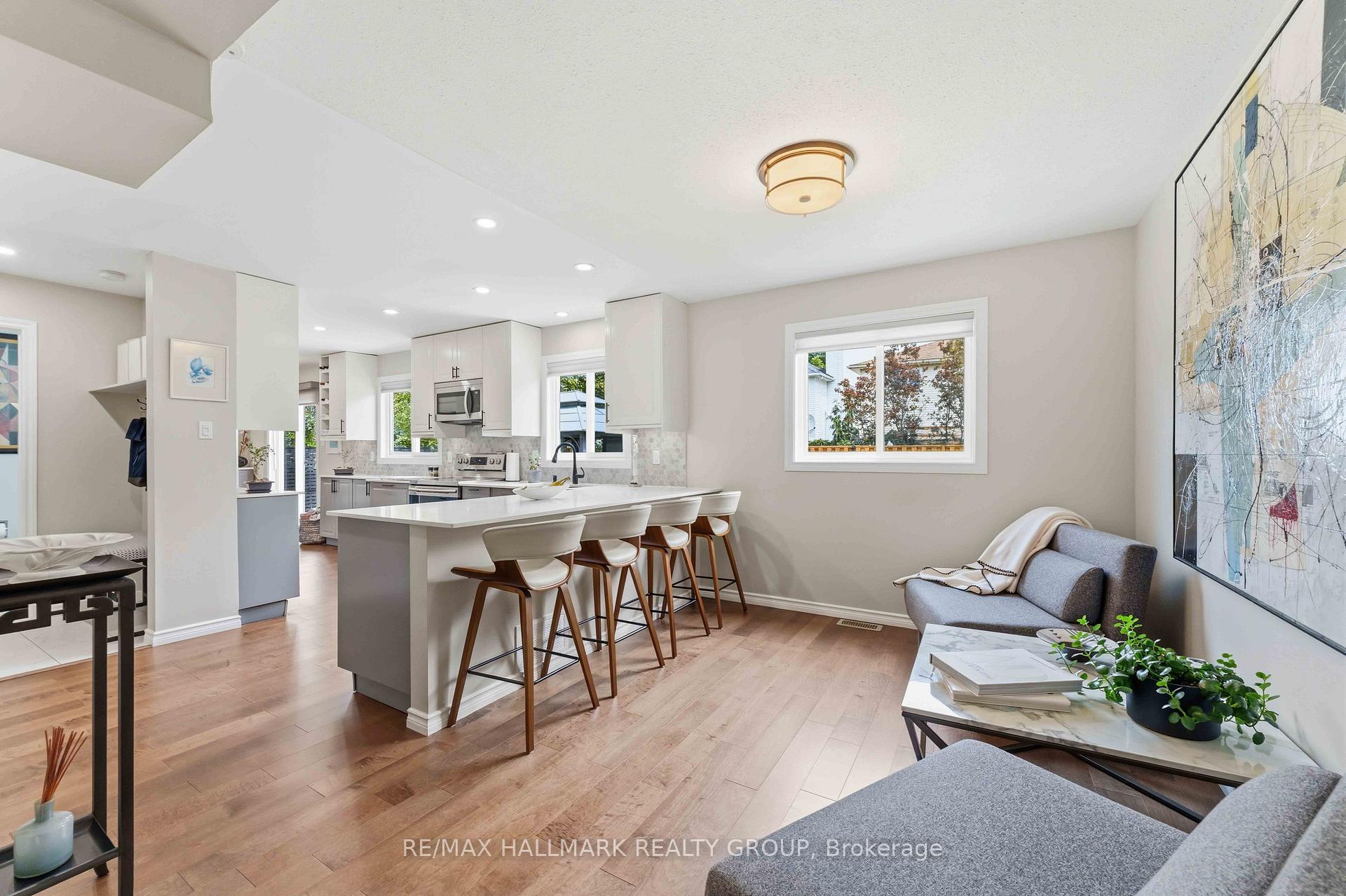 Photo 7 of 1593 Bottriell Way, Ottawa, Fallingbrook/Pineridge — HOMEH