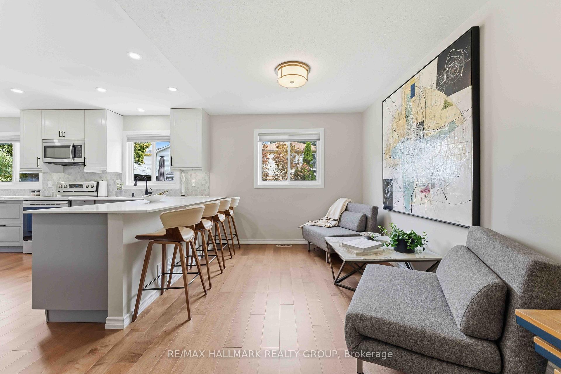 Photo 8 of 1593 Bottriell Way, Ottawa, Fallingbrook/Pineridge — HOMEH