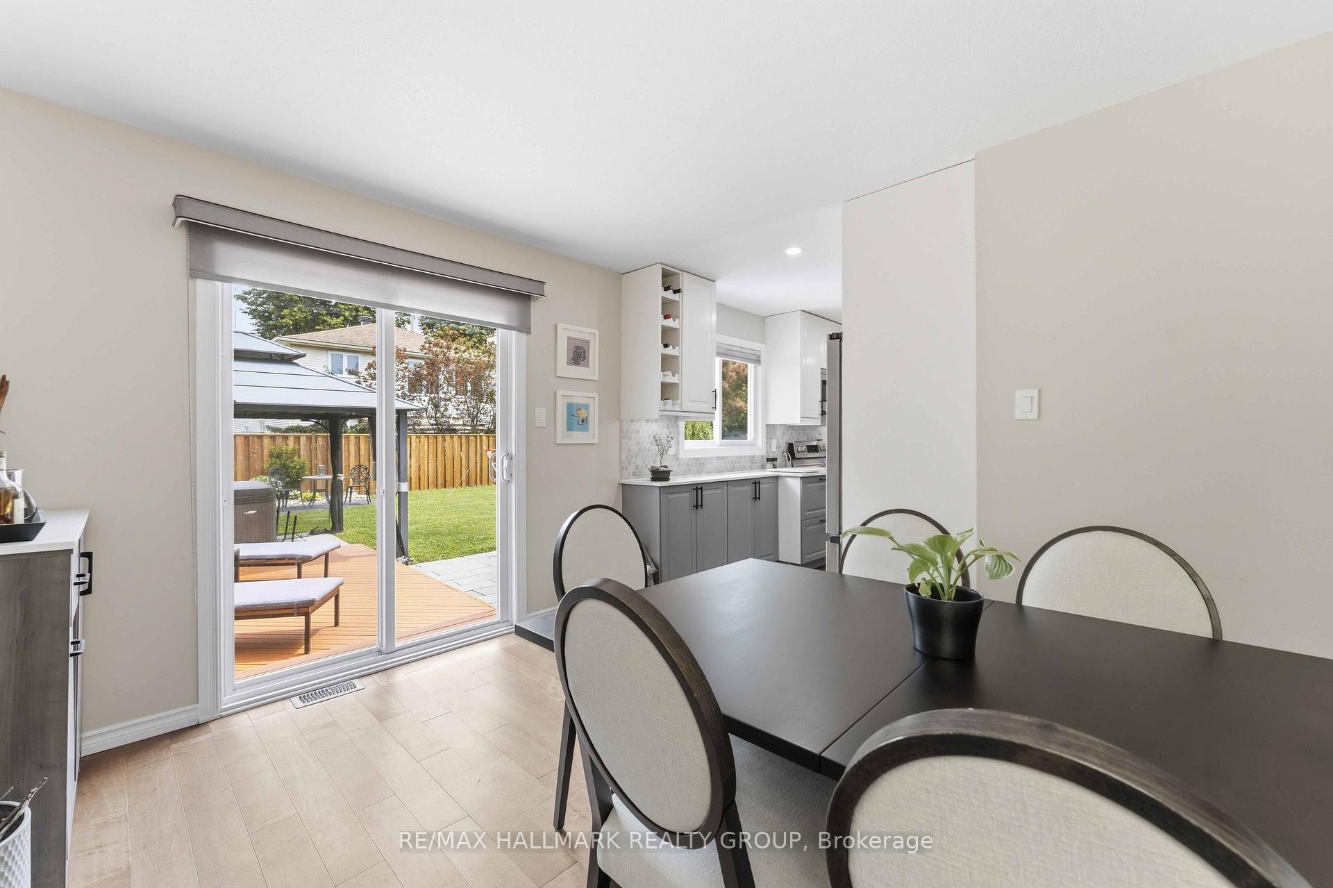 Photo 17 of 1593 Bottriell Way, Ottawa, Fallingbrook/Pineridge — HOMEH