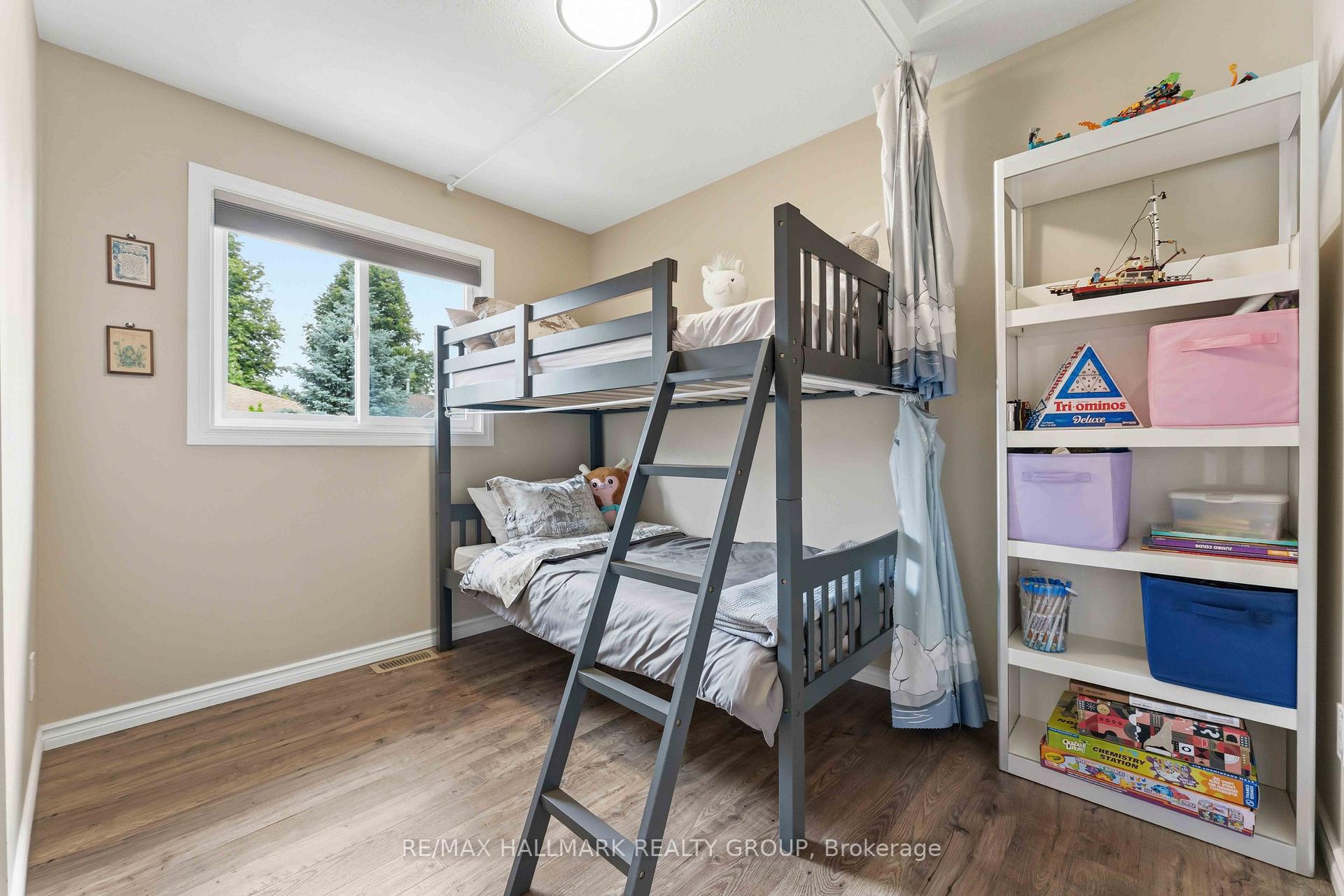 Photo 24 of 1593 Bottriell Way, Ottawa, Fallingbrook/Pineridge — HOMEH