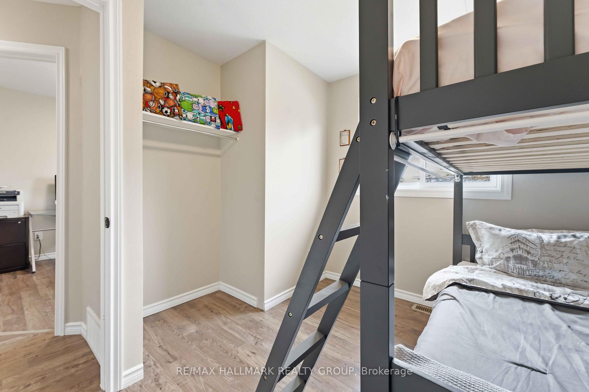 Photo 25 of 1593 Bottriell Way, Ottawa, Fallingbrook/Pineridge — HOMEH